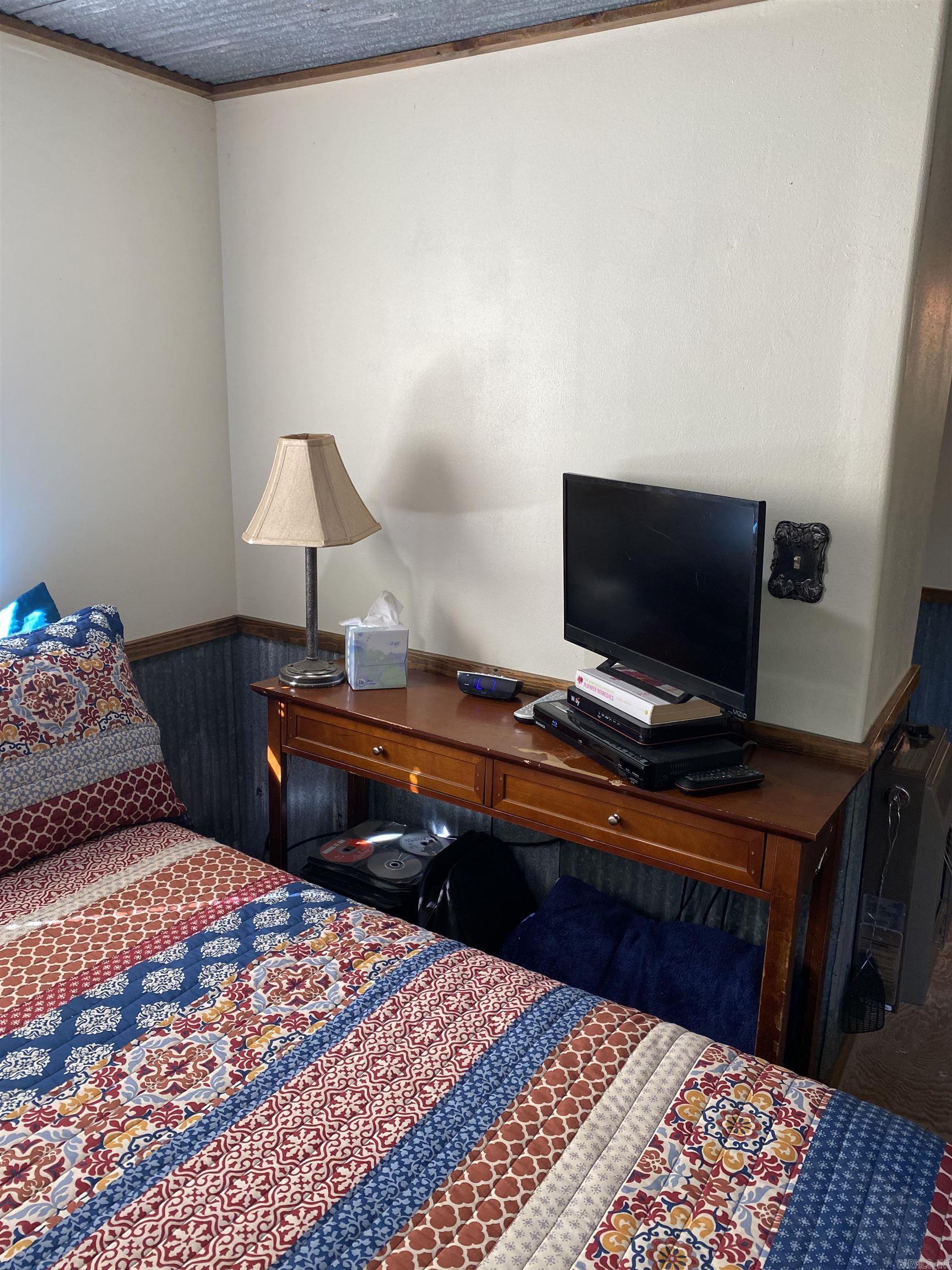 110 Hummingbird Lane  Hatfield, AR