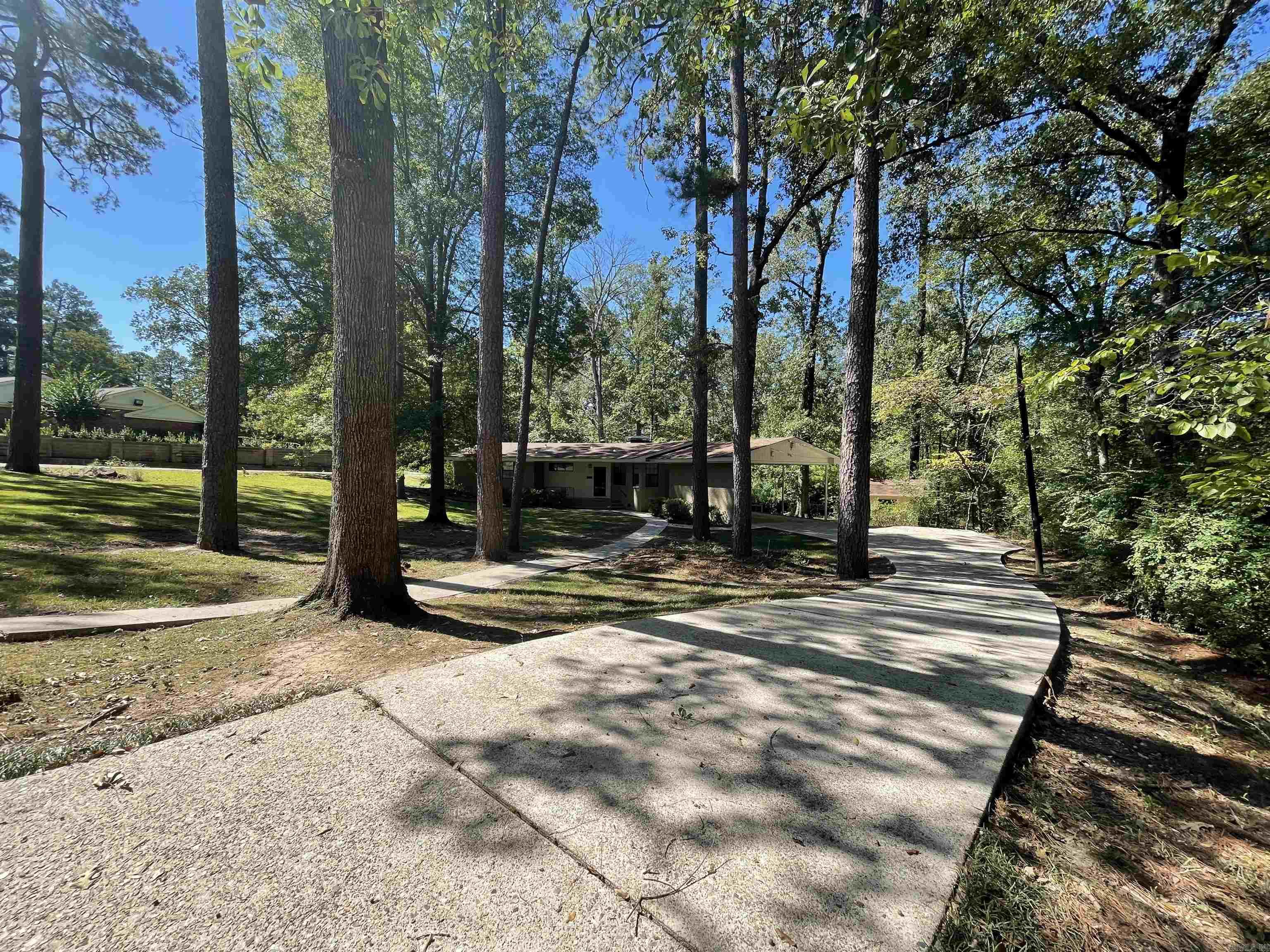 2300 N Madison  El Dorado, AR