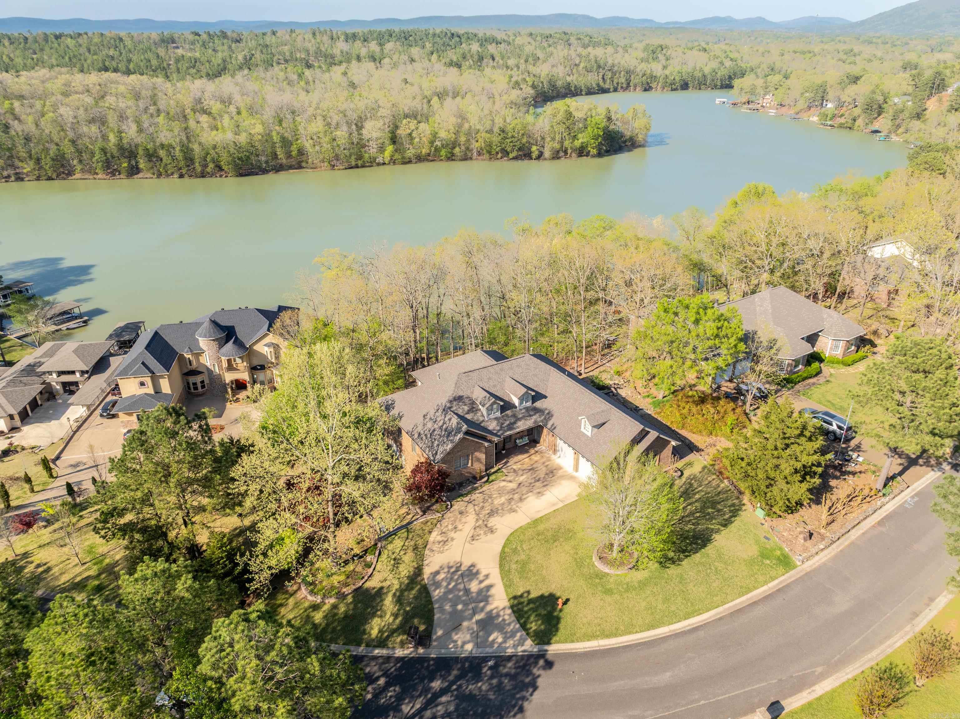 134 Lake Forest Shores  Hot Springs, AR