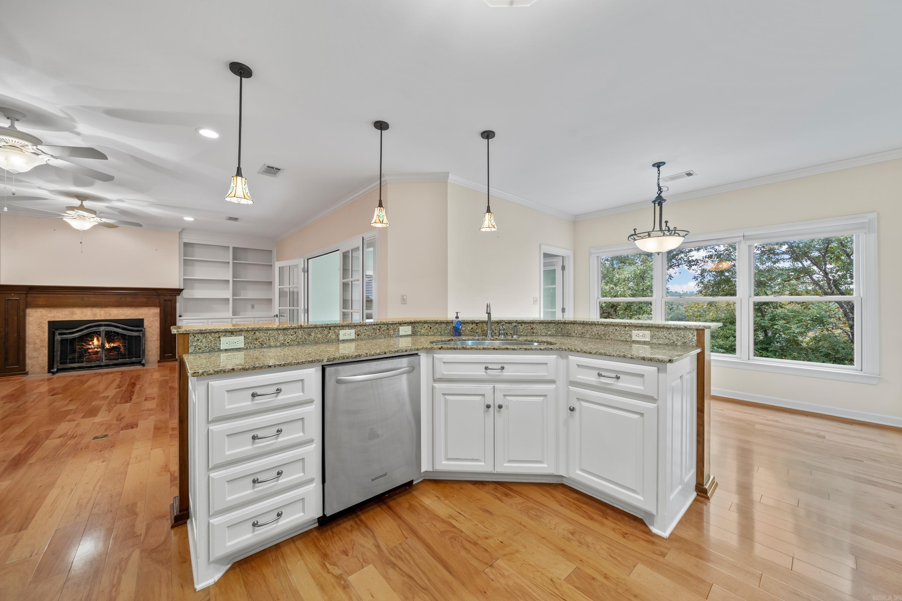 134 Lake Forest Shores  Hot Springs, AR