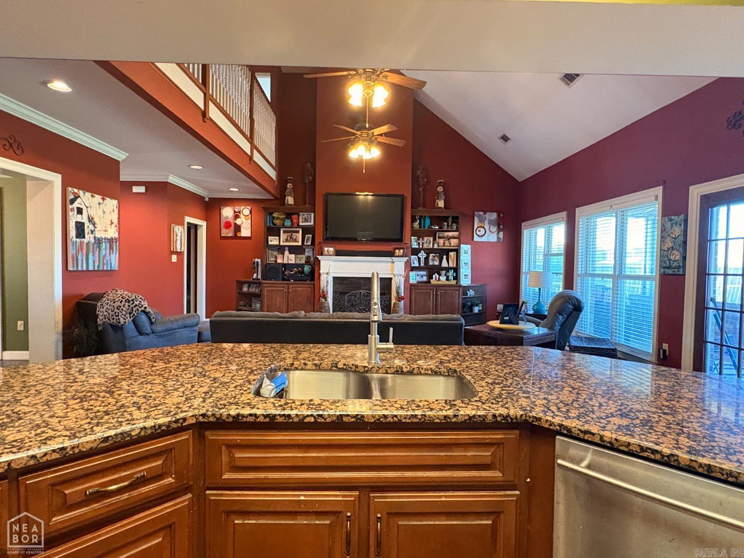 3204 River Grove Marion, AR 72364