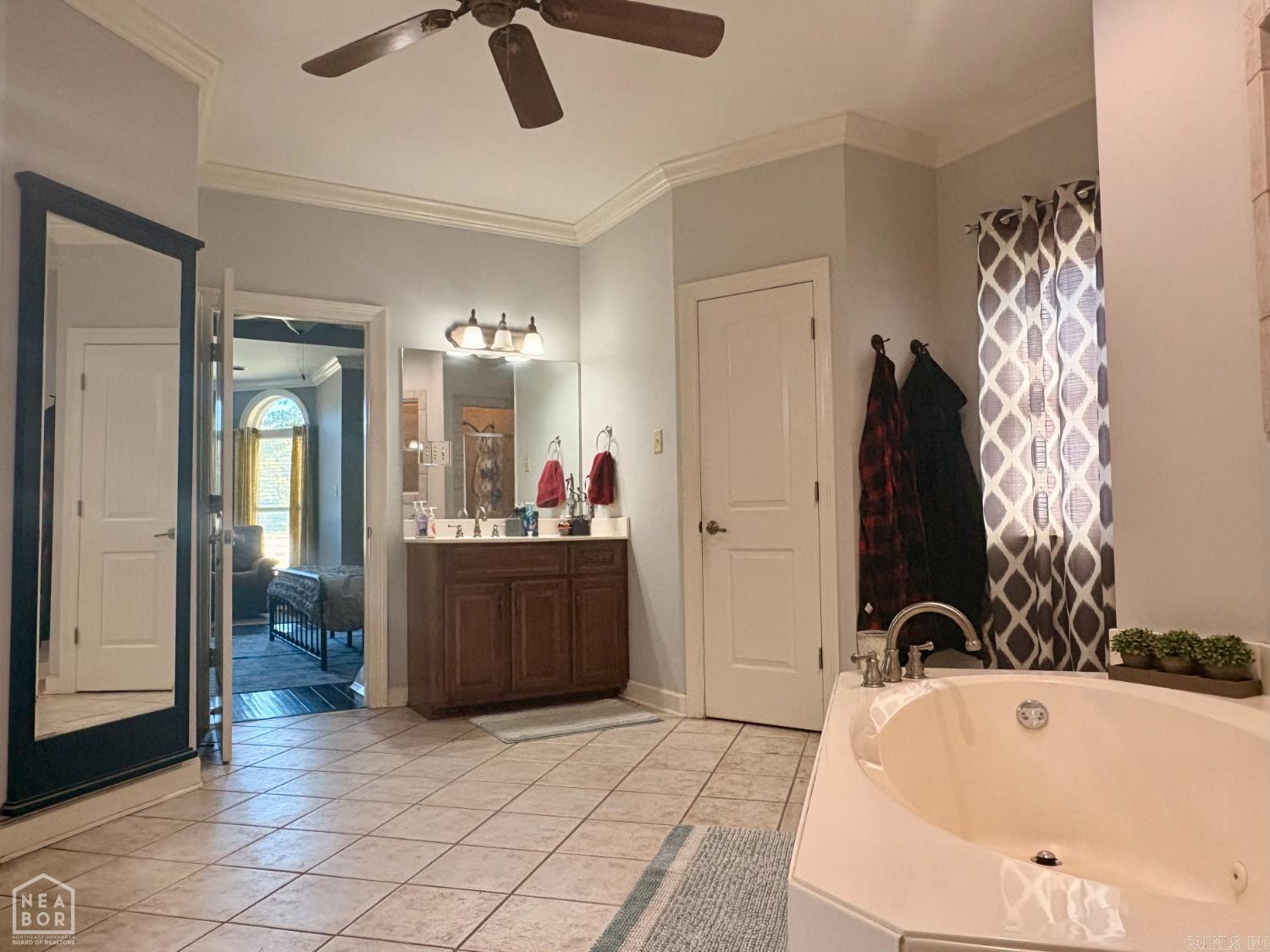 3204 River Grove Marion, AR 72364