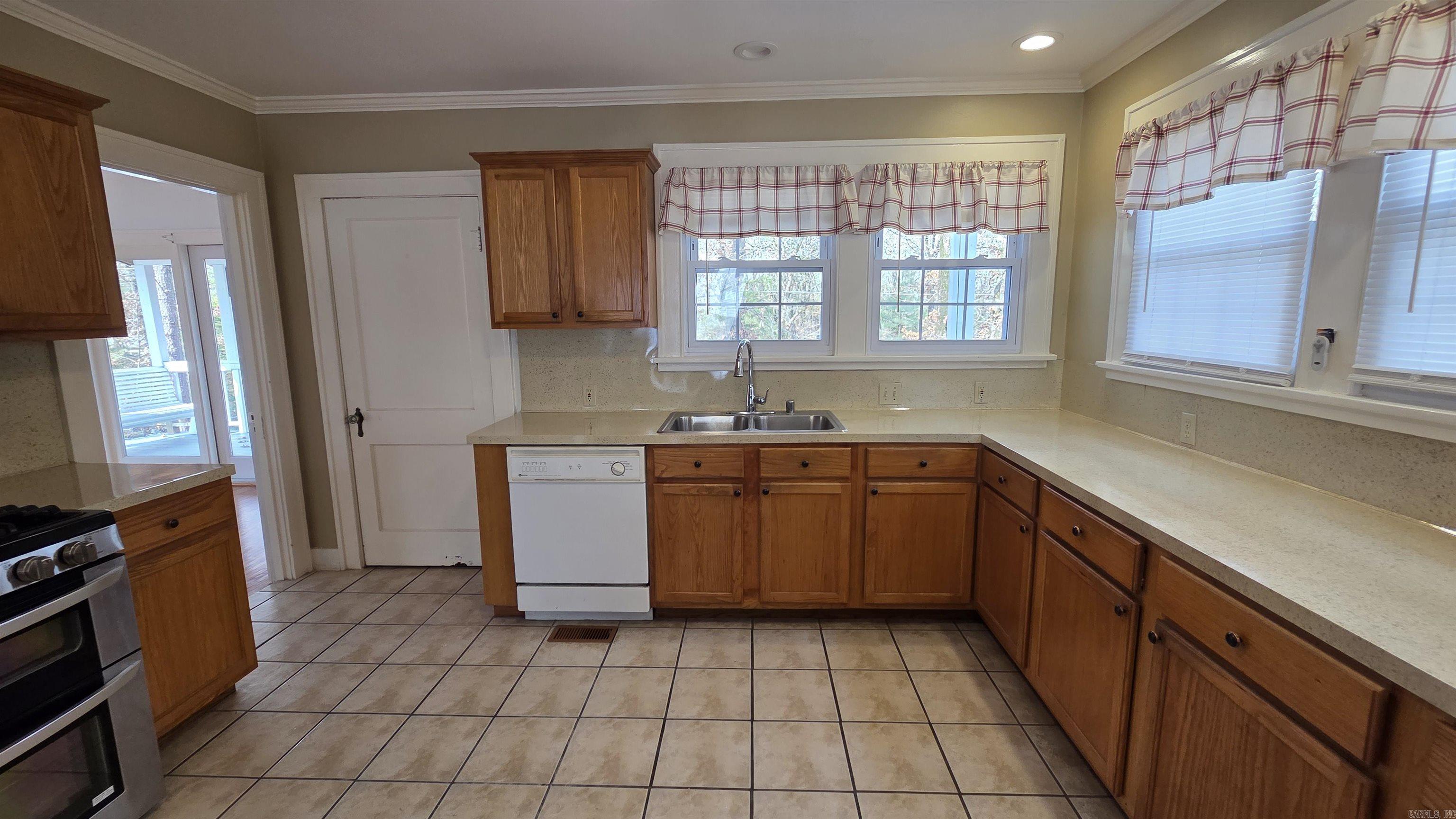 20 Forest Glades Cir North Little Rock, AR 72120