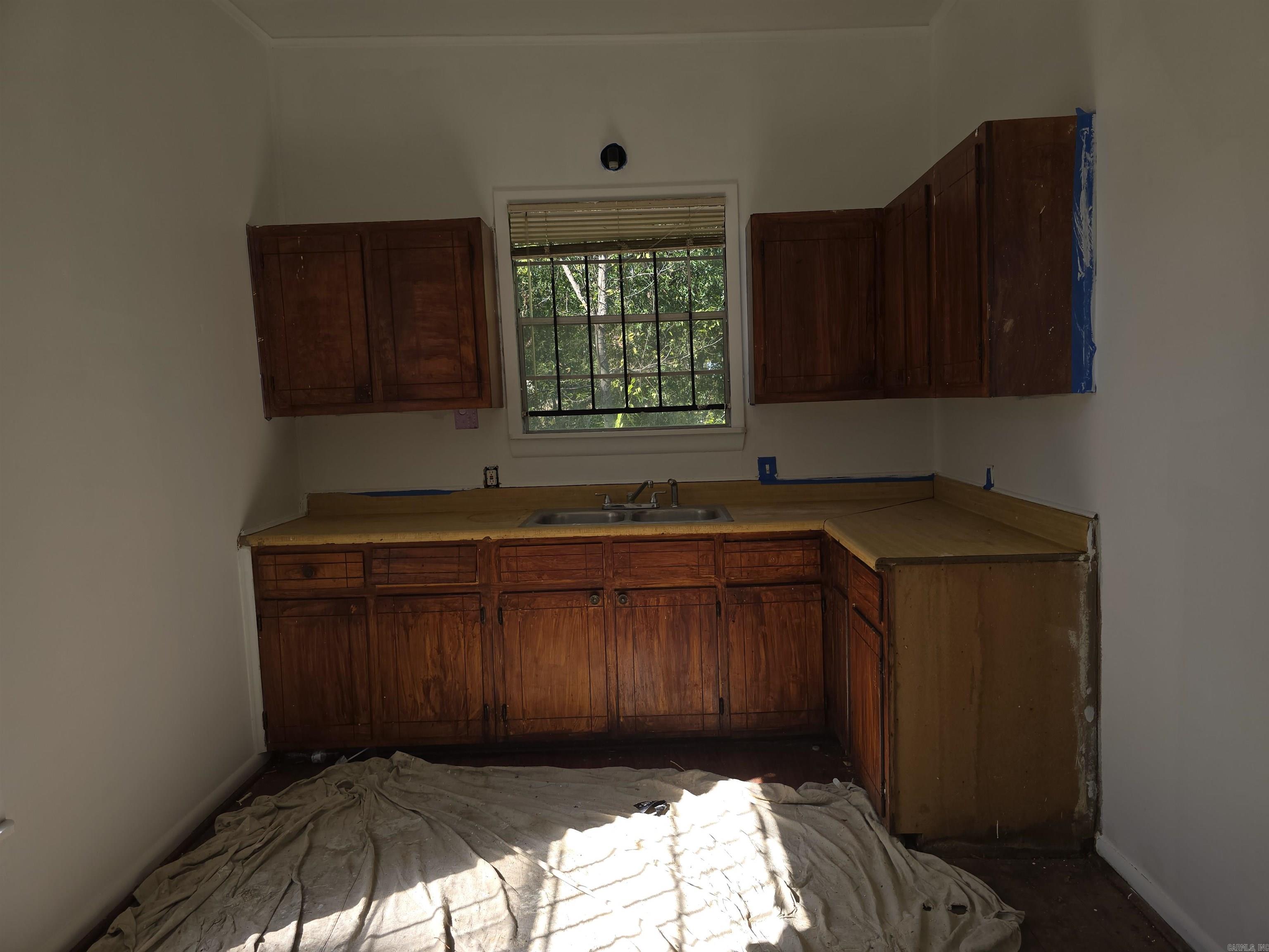 3715 W 12th  Little Rock, AR