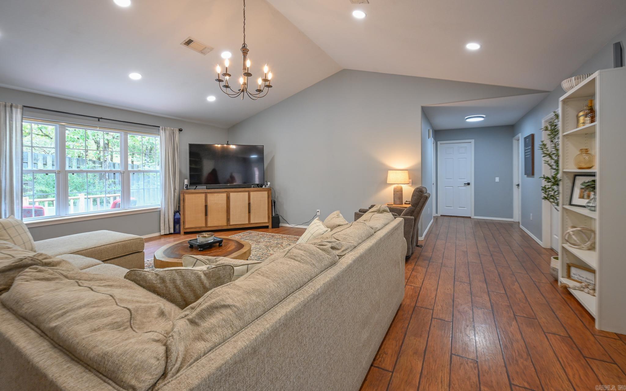 1101 Redbud Drive Mena, AR 71953