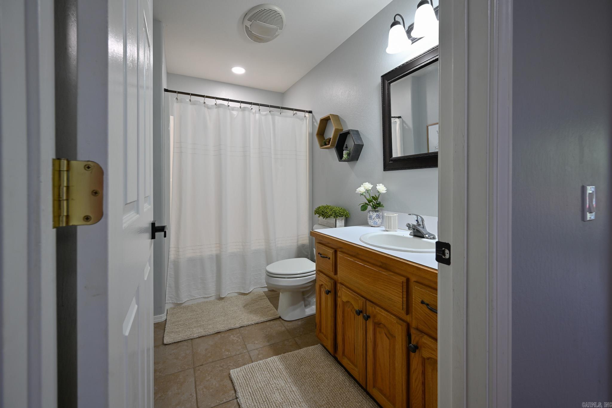 1101 Redbud Drive Mena, AR 71953