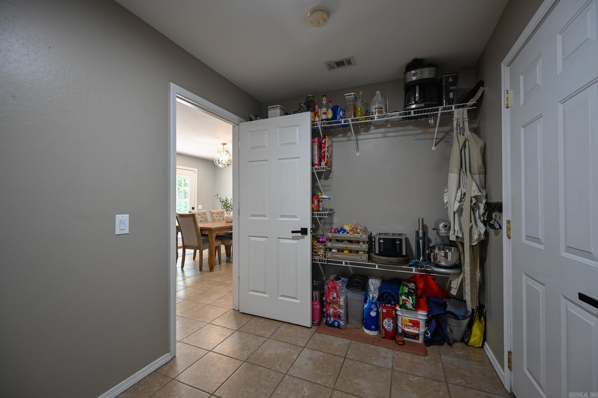 1101 Redbud Drive Mena, AR 71953