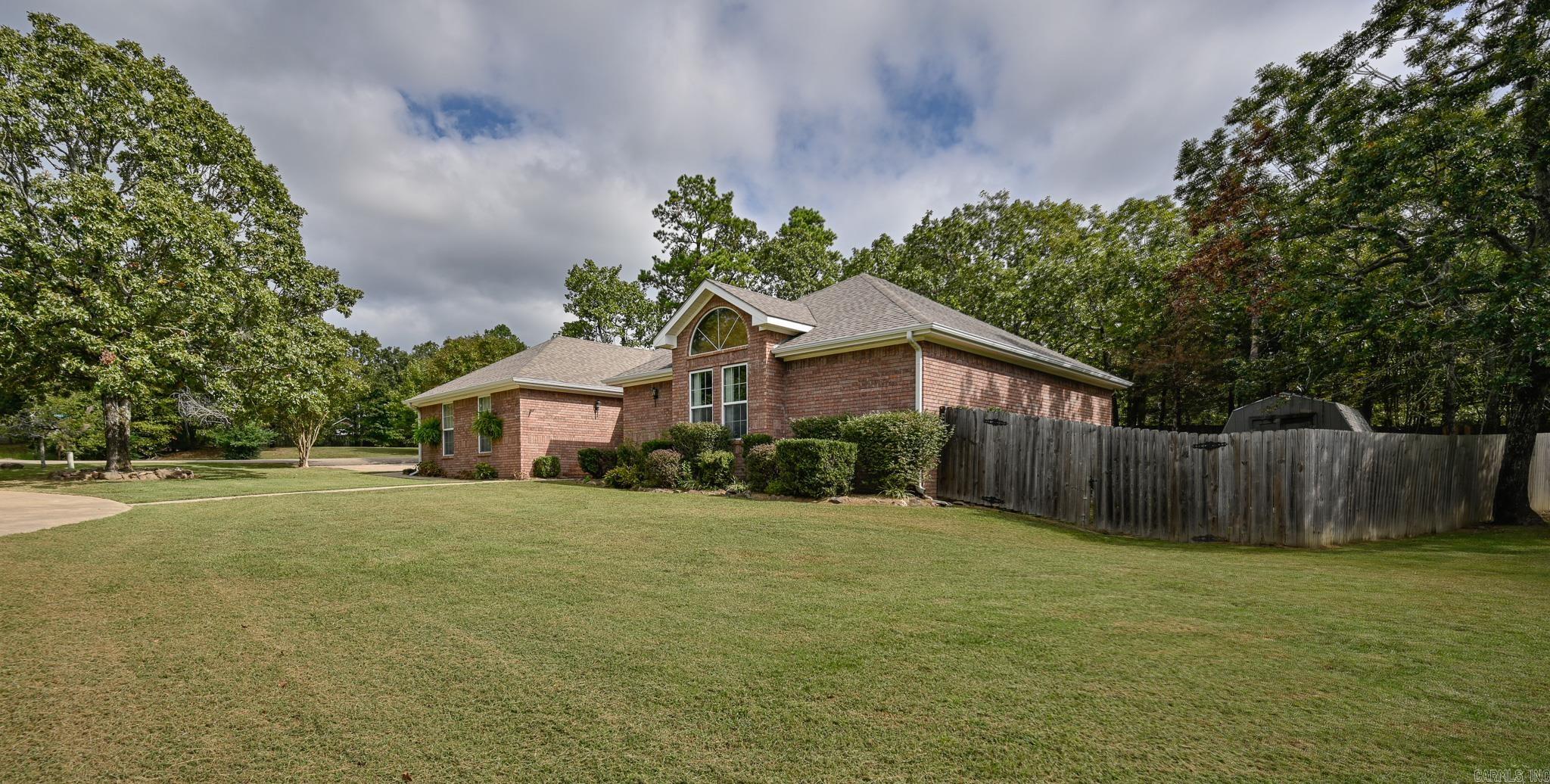 1101 Redbud Drive Mena, AR 71953