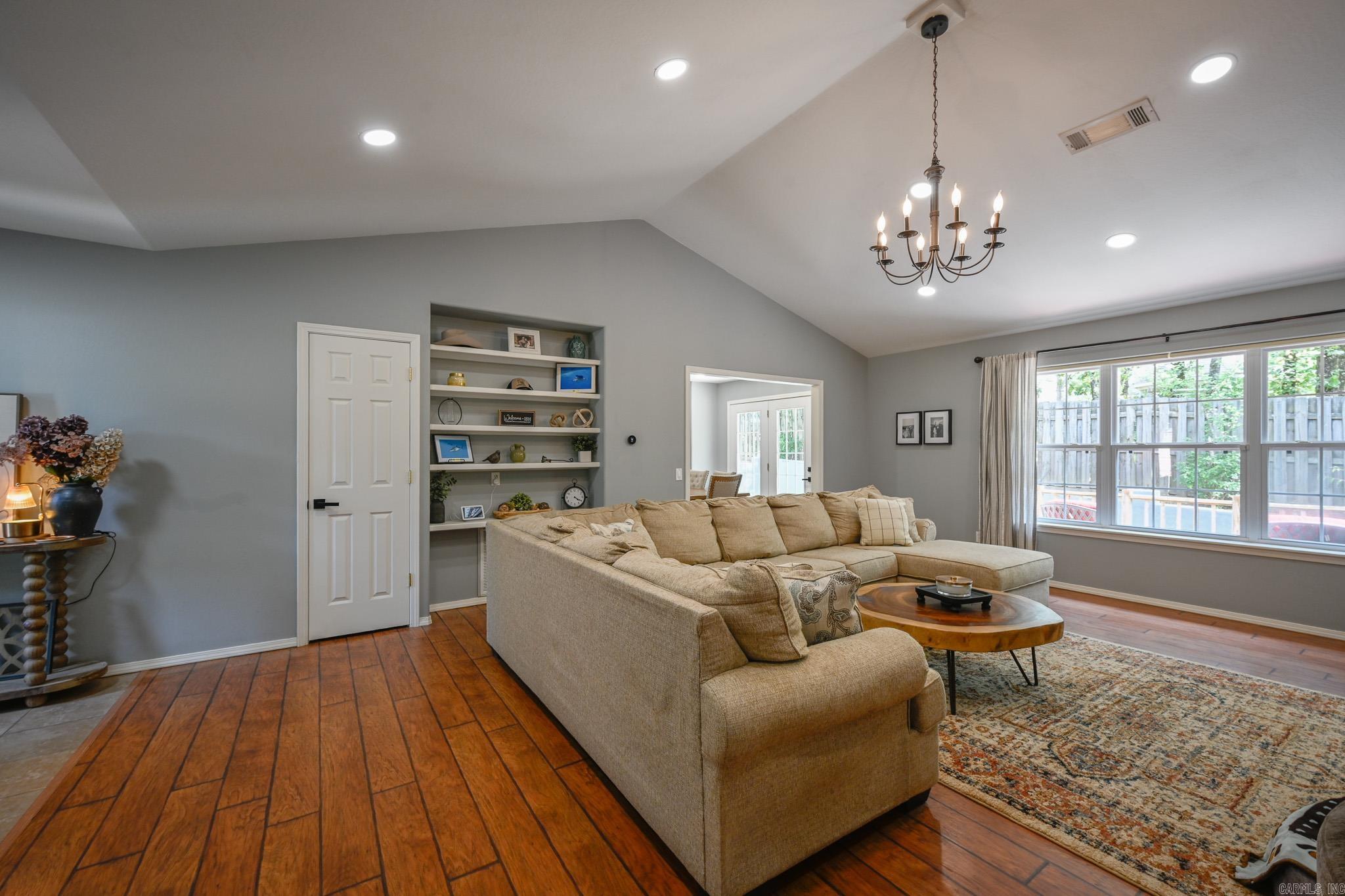 1101 Redbud Drive Mena, AR 71953