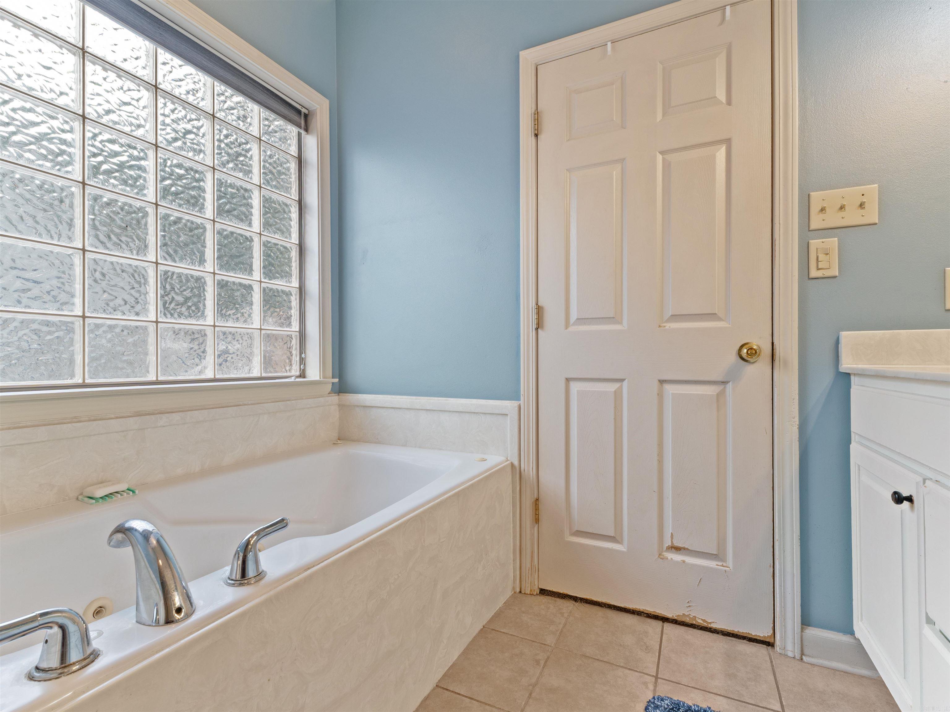 14 Buttercup Cove Cabot, AR 72023