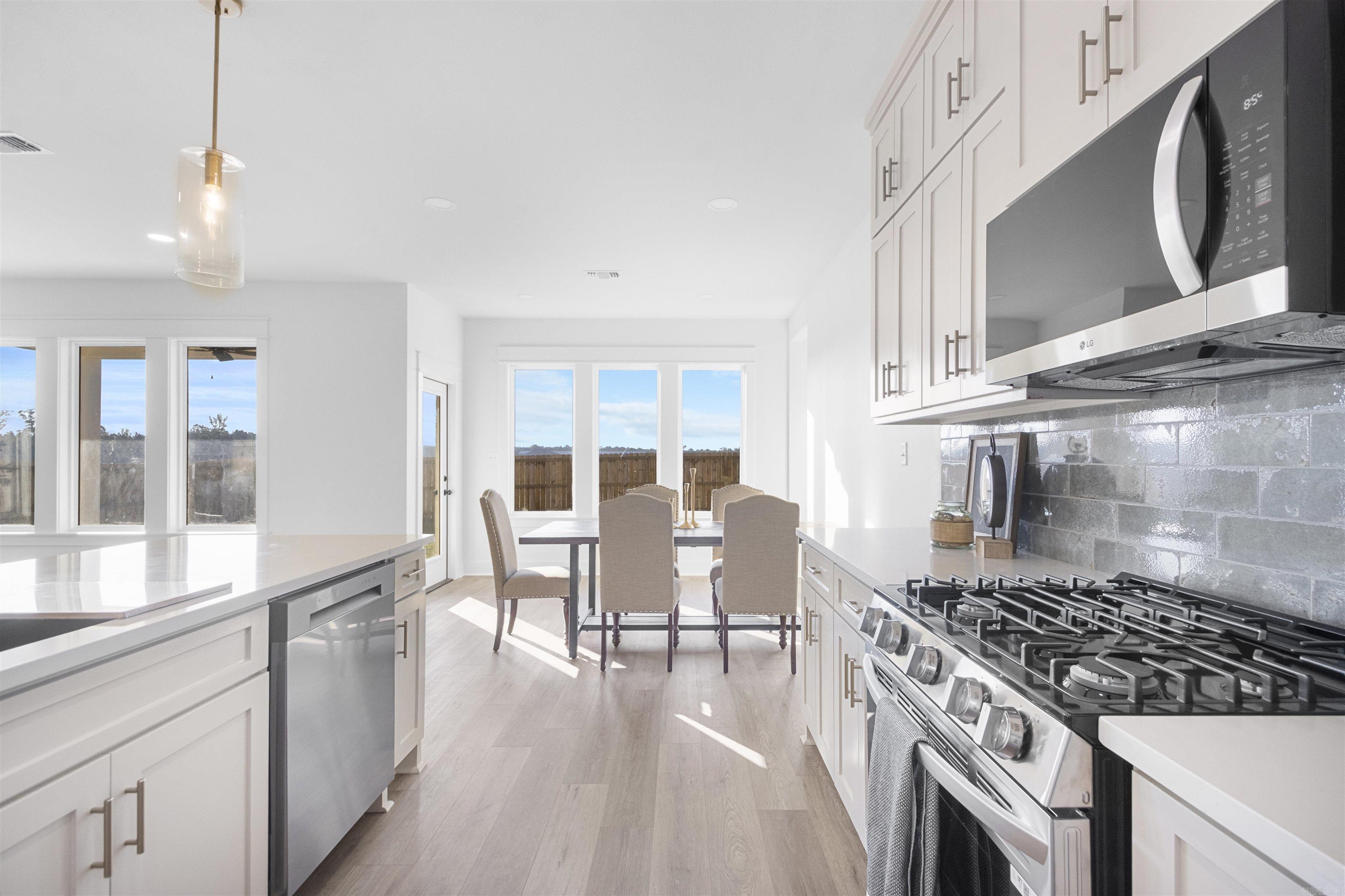 21041 Kinsley  Hensley, AR