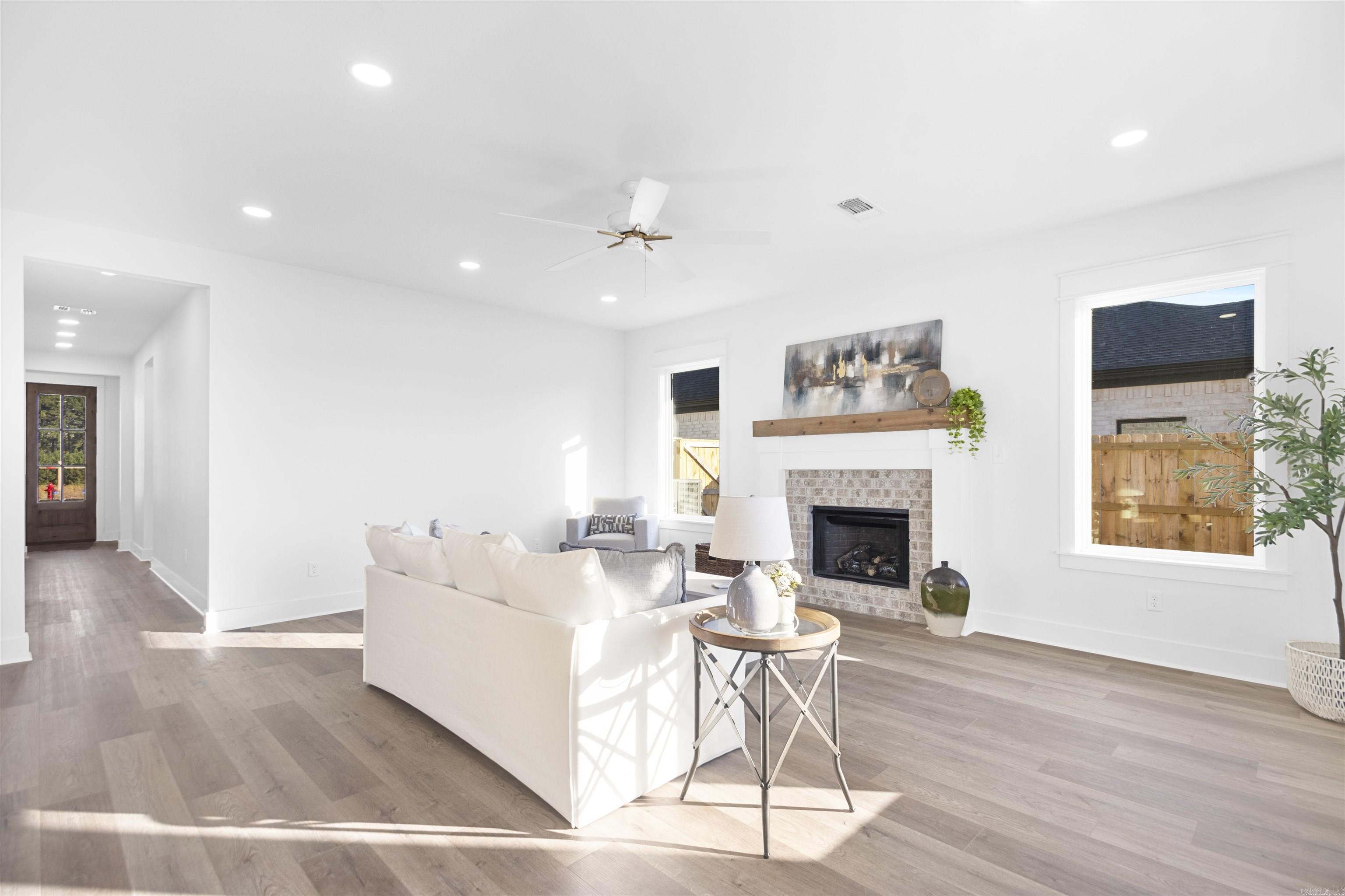 21041 Kinsley  Hensley, AR