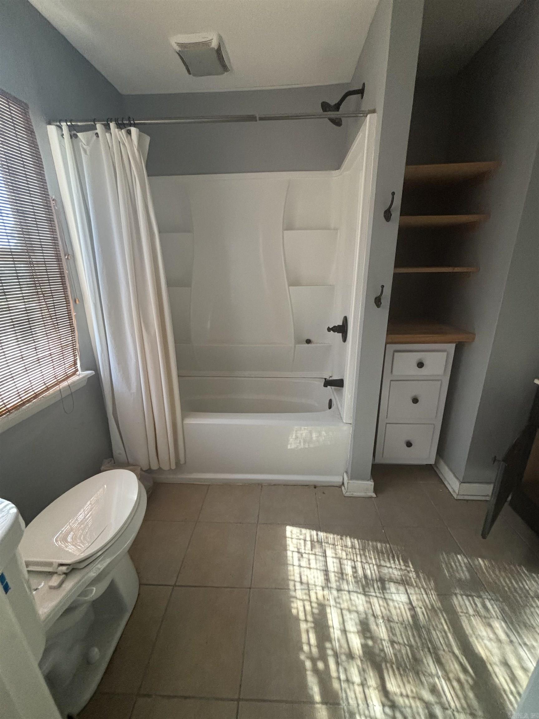 96 Dam  Mayflower, AR