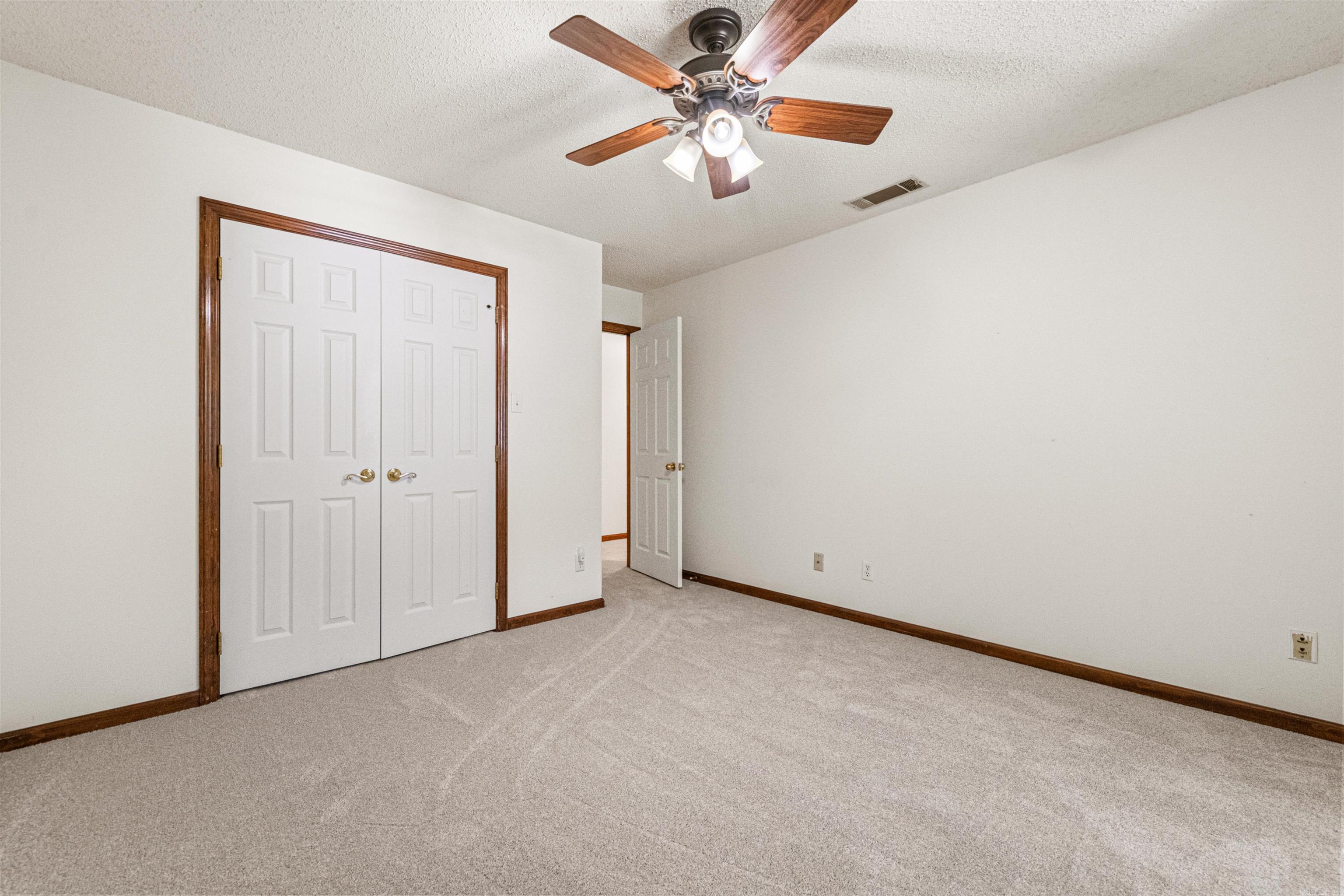 2100 Covington Drive North Little Rock, AR 72116