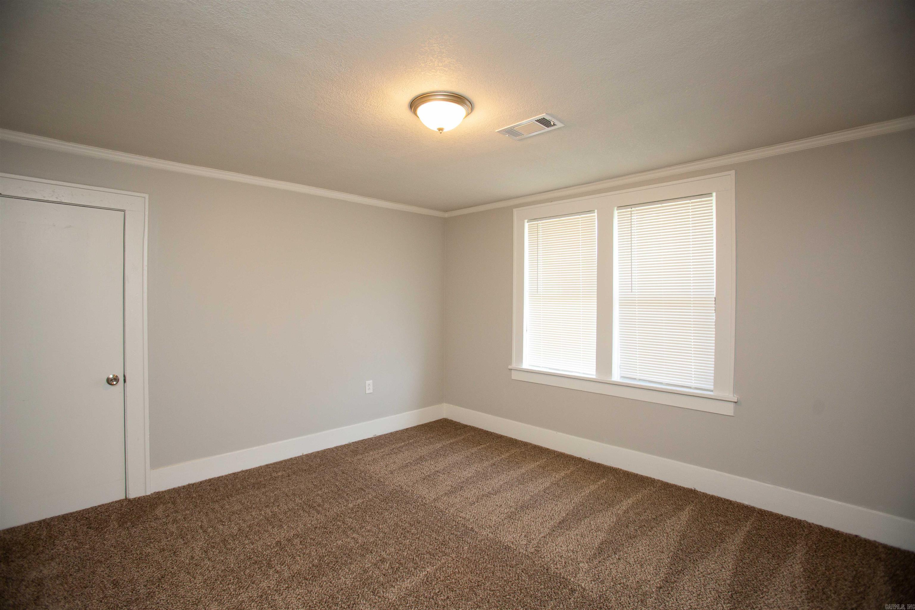 2123 Bragg  Little Rock, AR