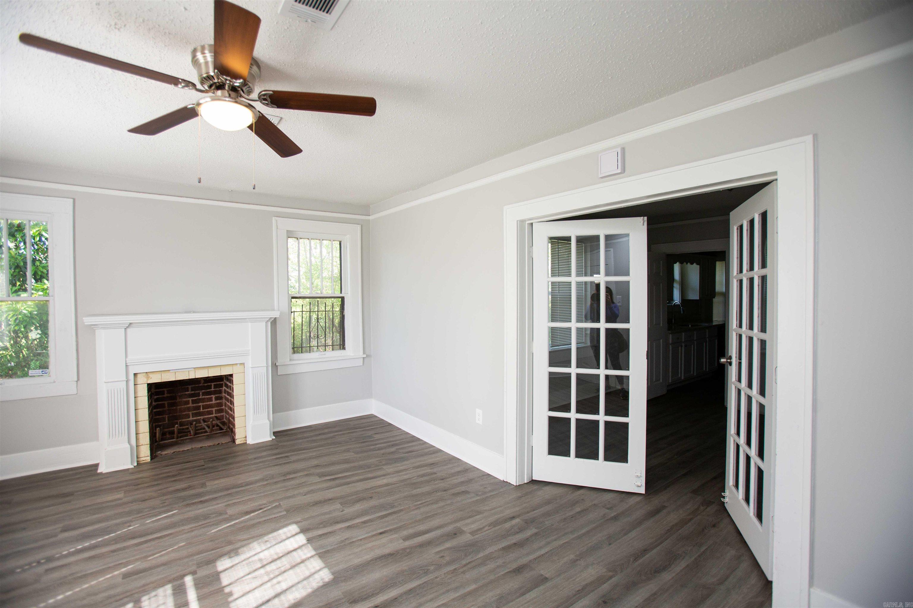 2123 Bragg  Little Rock, AR