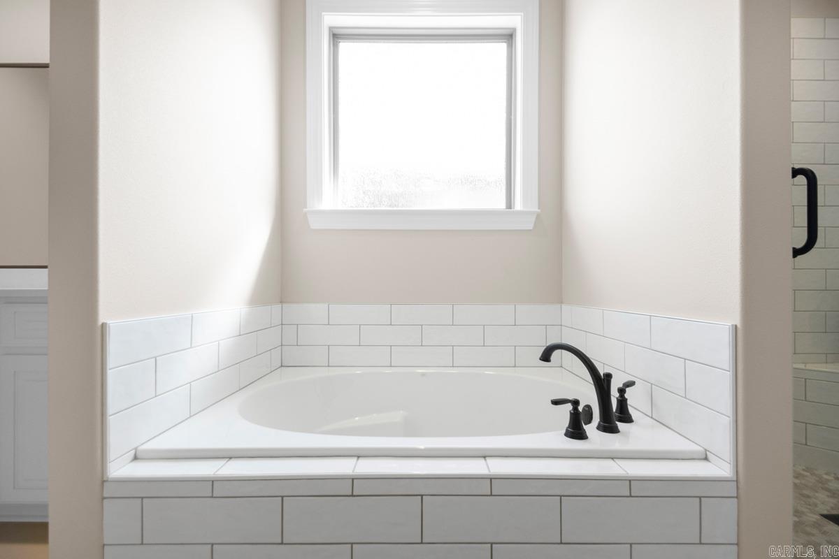 580 Valley Oak  Sherwood, AR