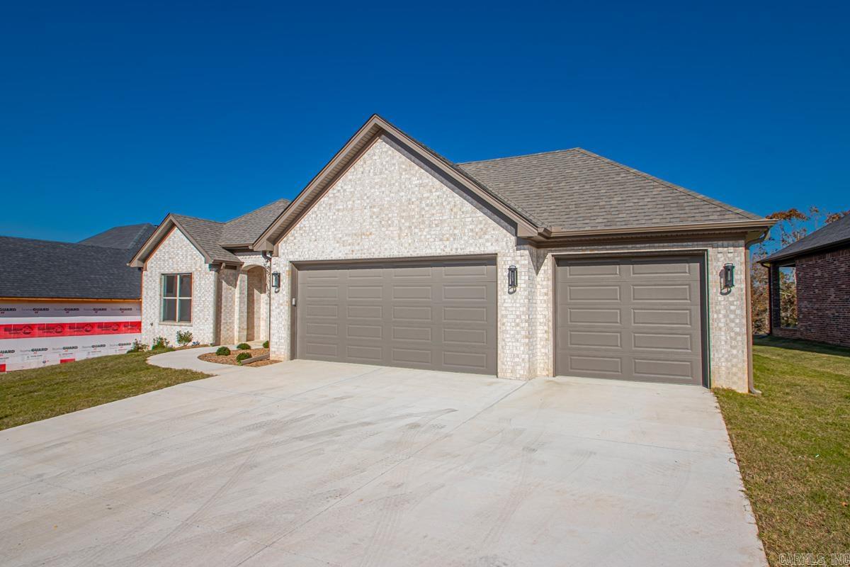 580 Valley Oak  Sherwood, AR