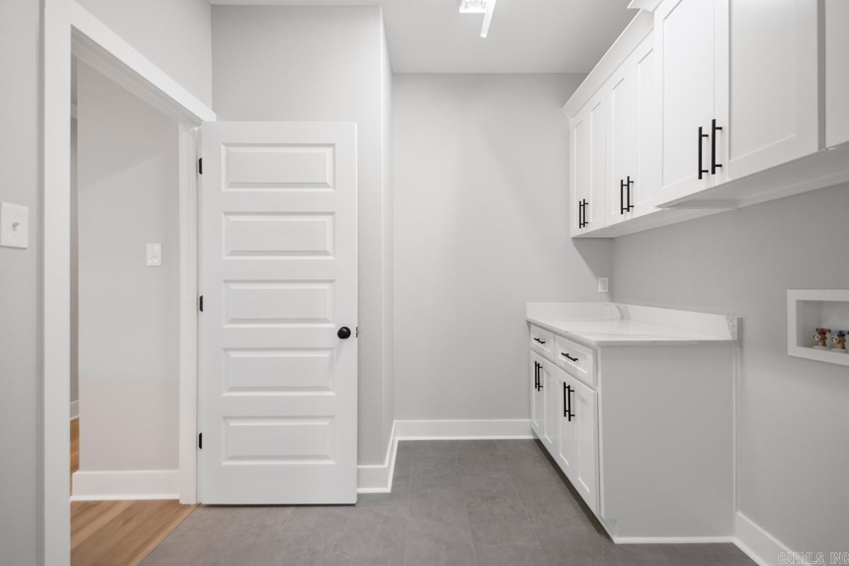 564 Valley Oak Drive Sherwood, AR 72120