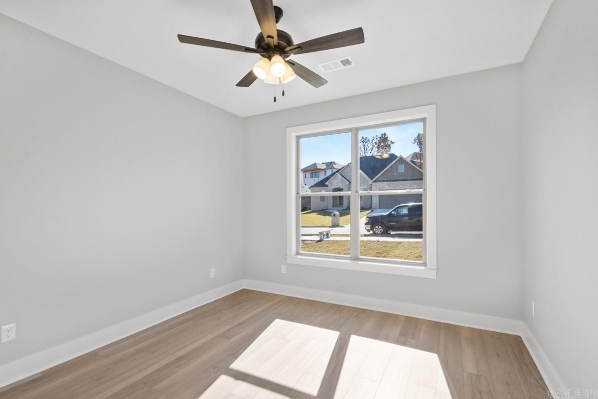 564 Valley Oak Drive Sherwood, AR 72120