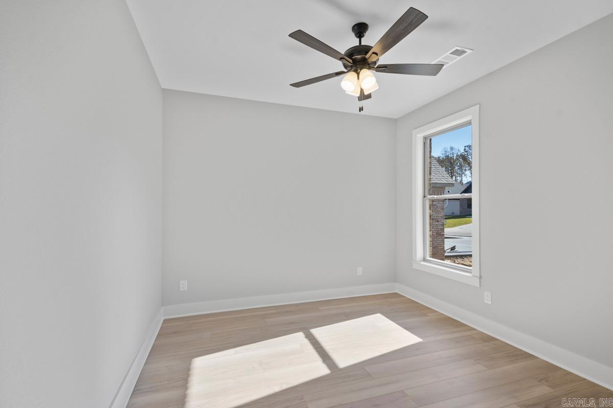 564 Valley Oak Drive Sherwood, AR 72120