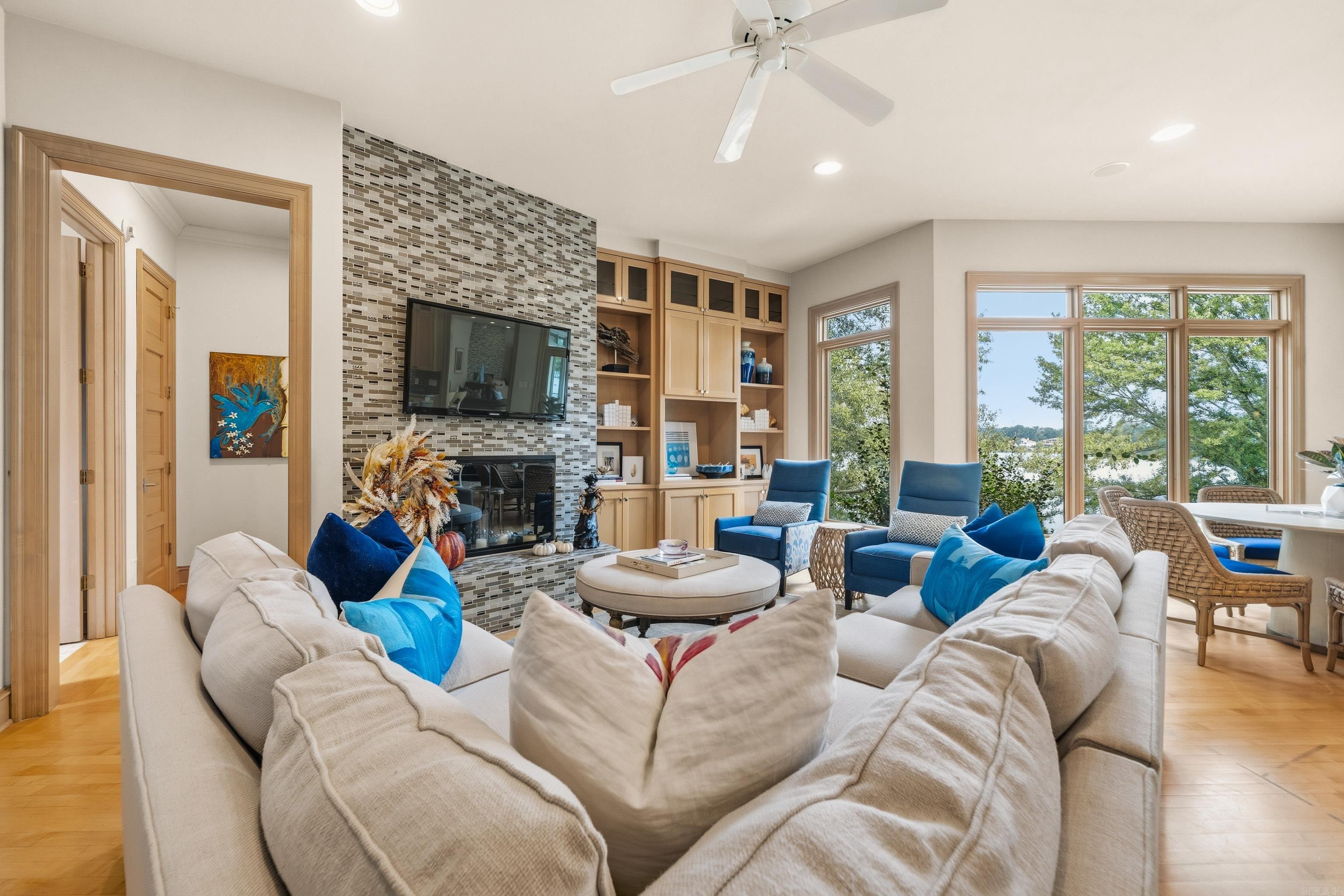 165 Long Island Bay Hot Springs, AR 71913