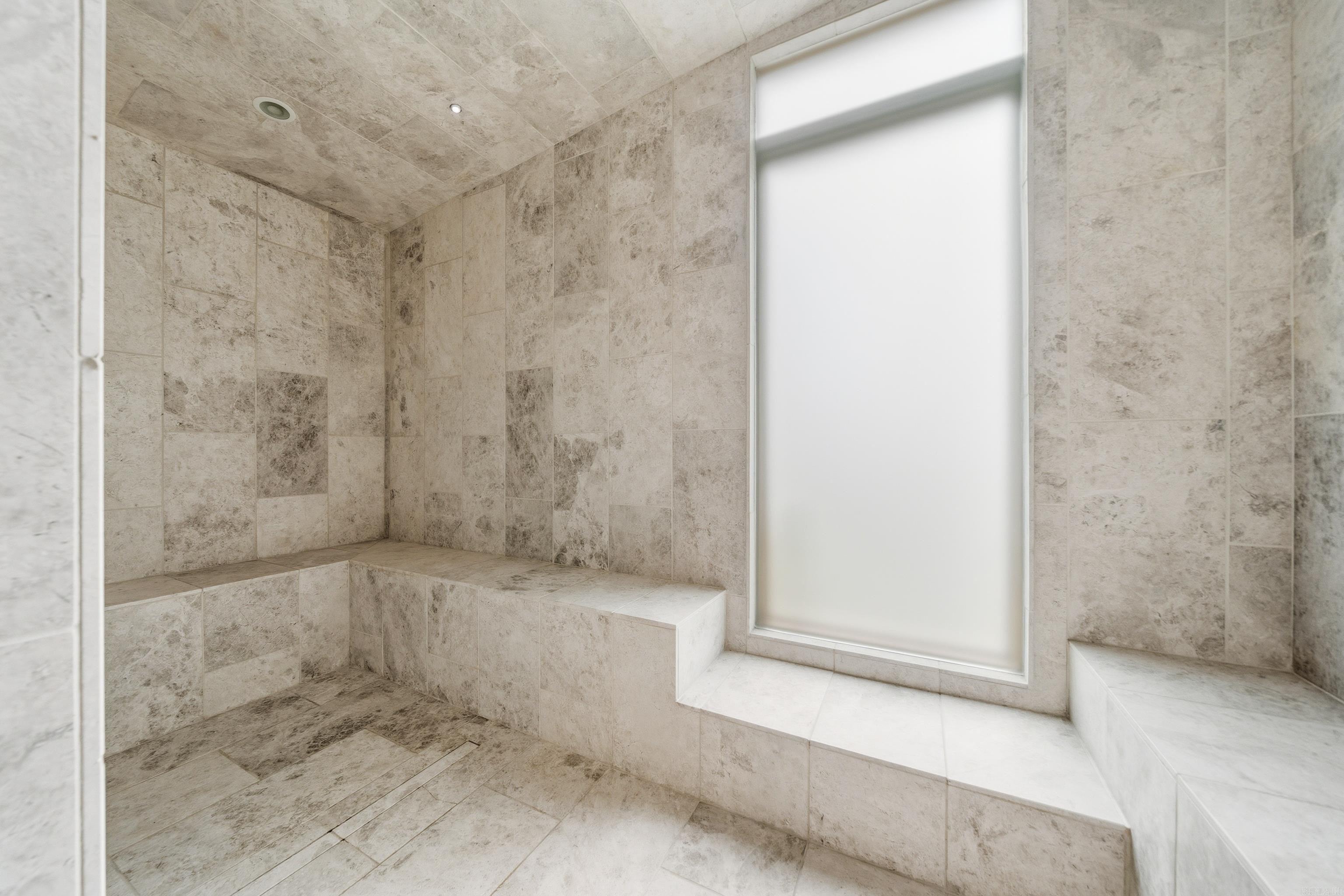 165 Long Island Bay Hot Springs, AR 71913