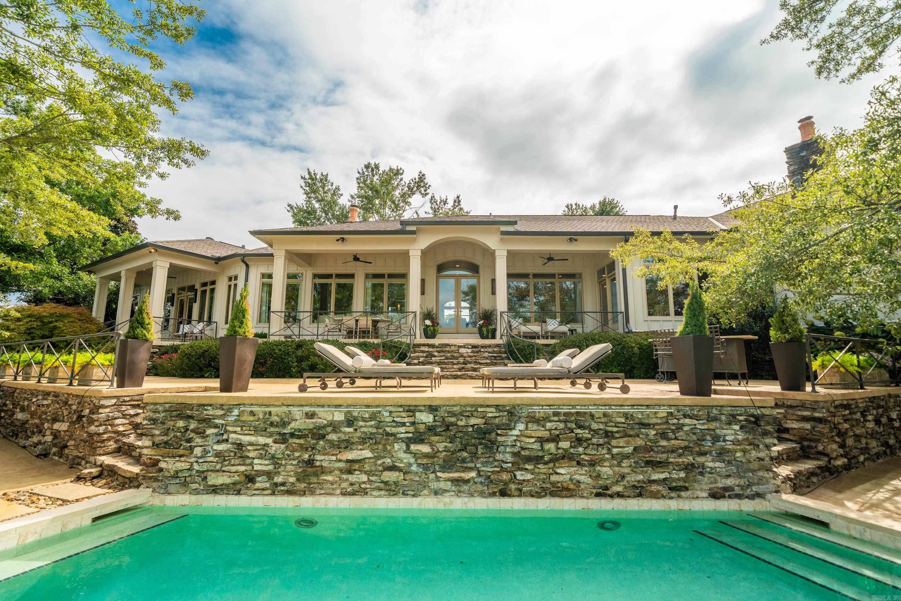 165 Long Island Bay Hot Springs, AR 71913