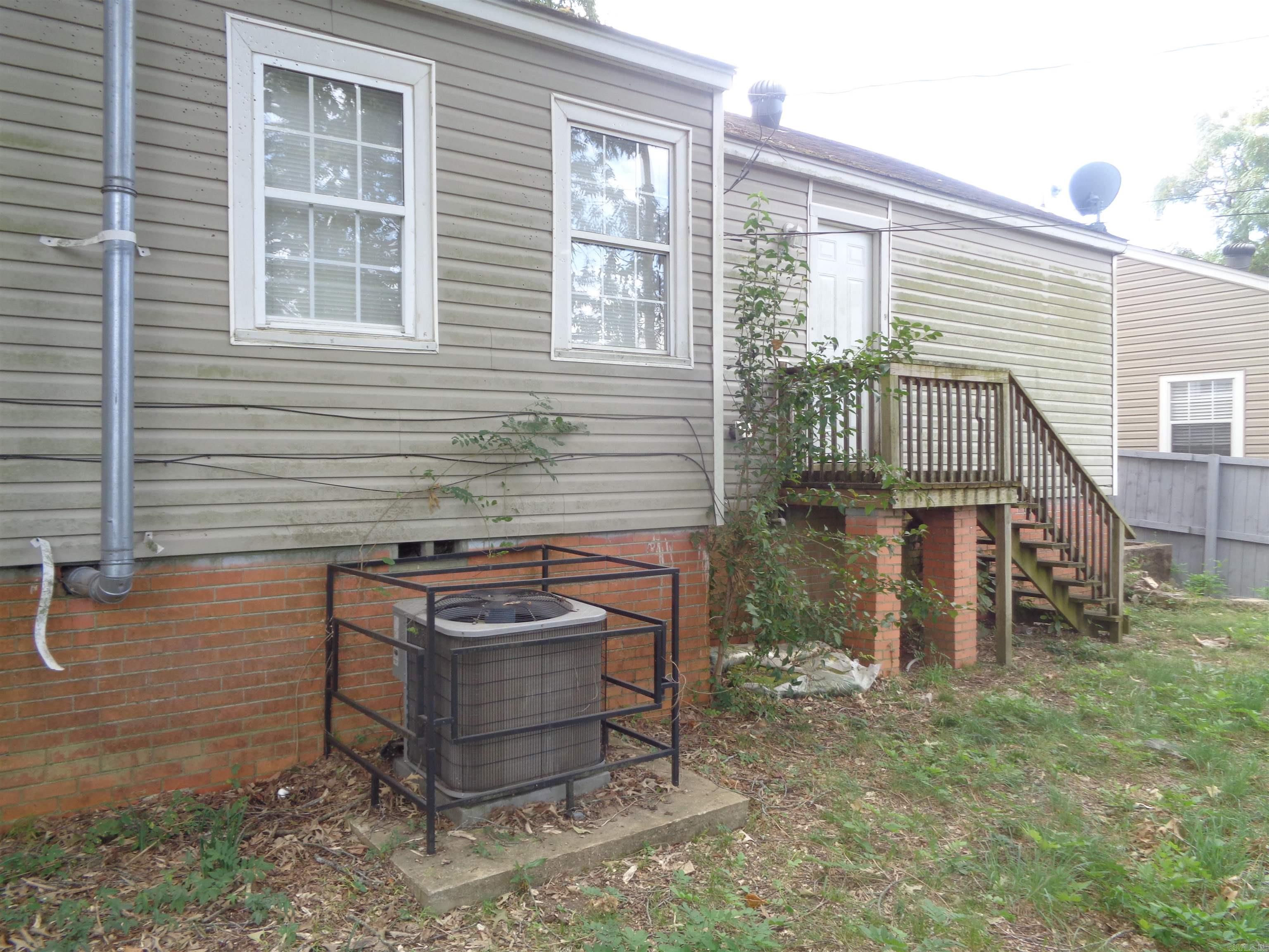 4512 W 16th  Little Rock, AR