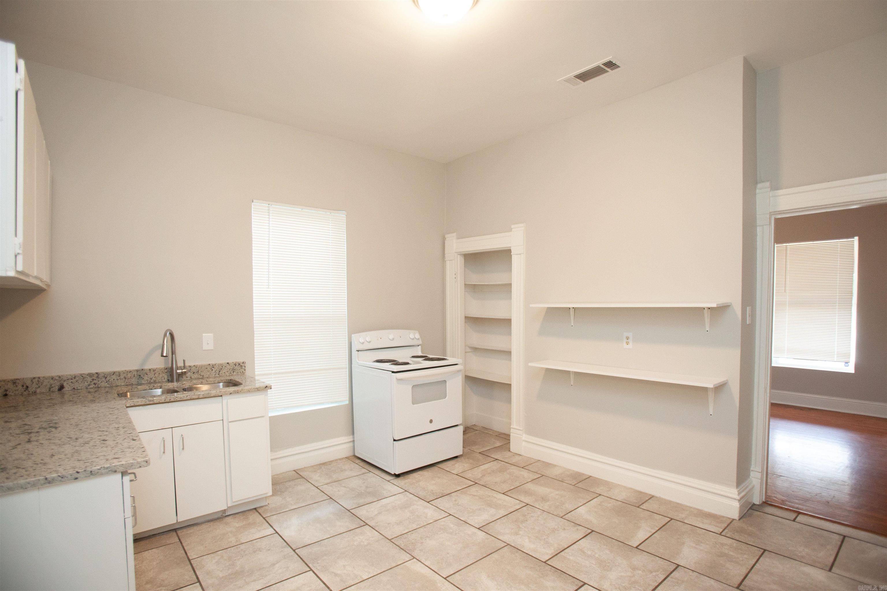 3709 W 12  Little Rock, AR