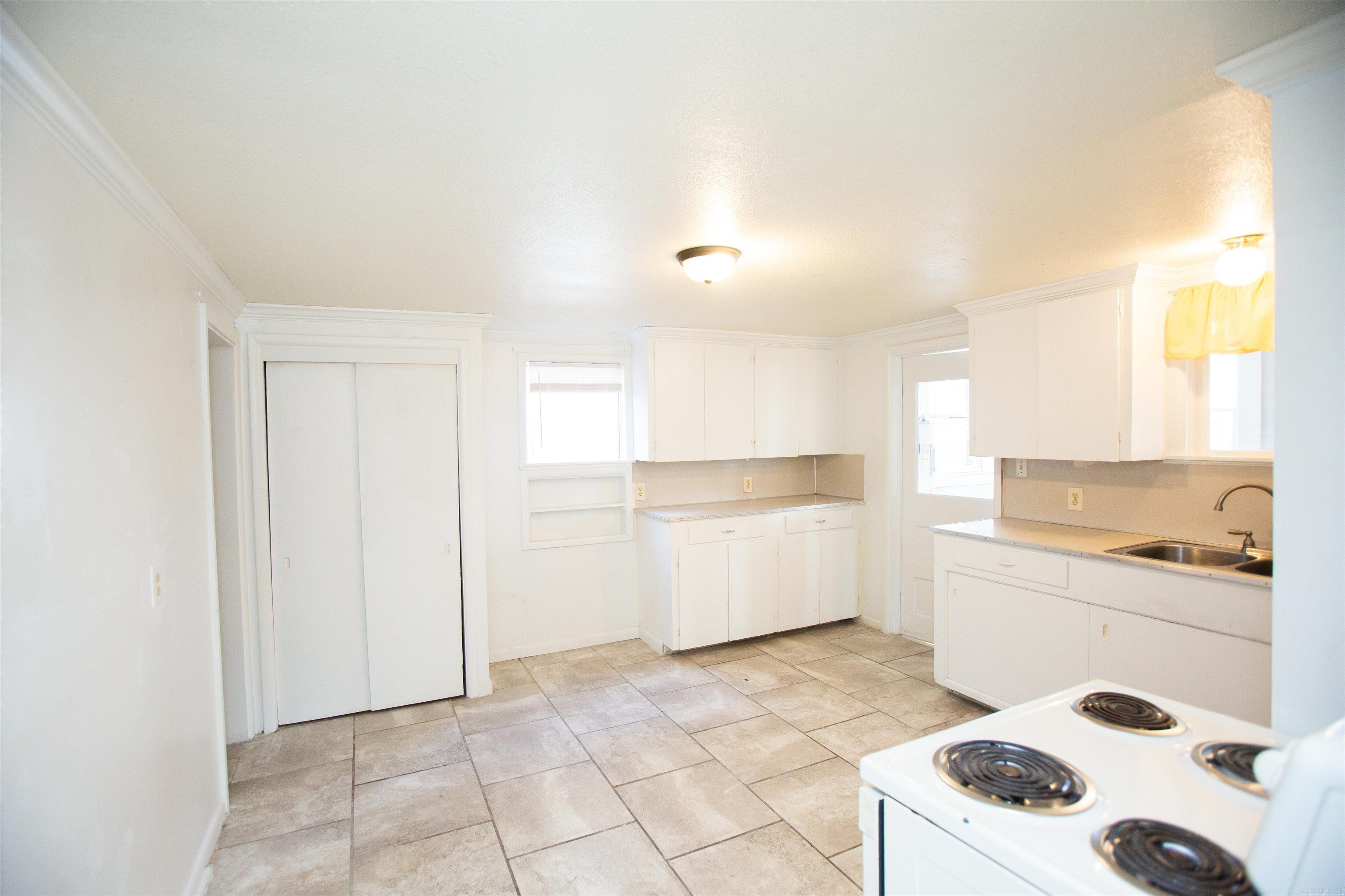 3709 W 12  Little Rock, AR