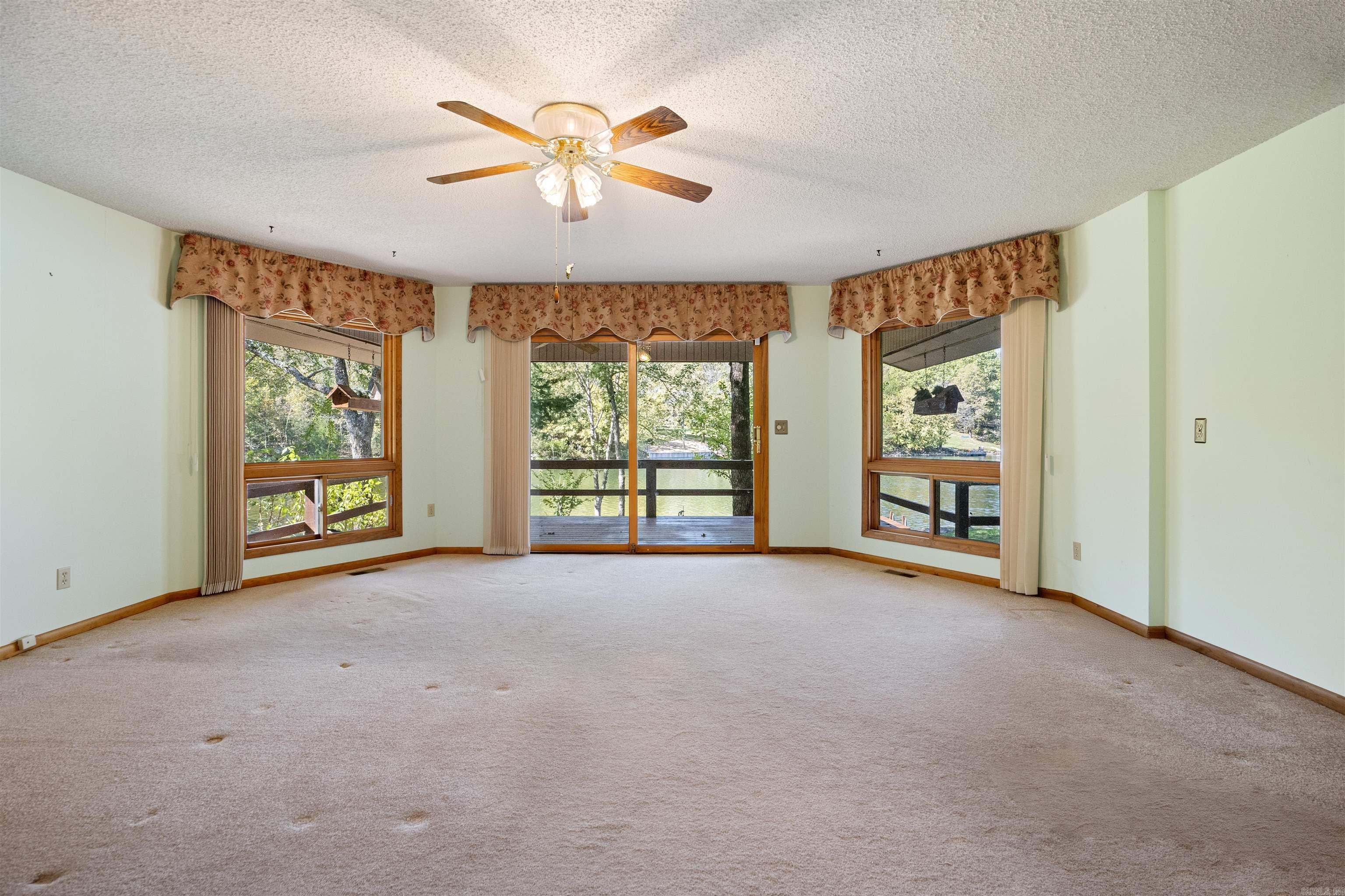 11 Awi  Cherokee Village, AR