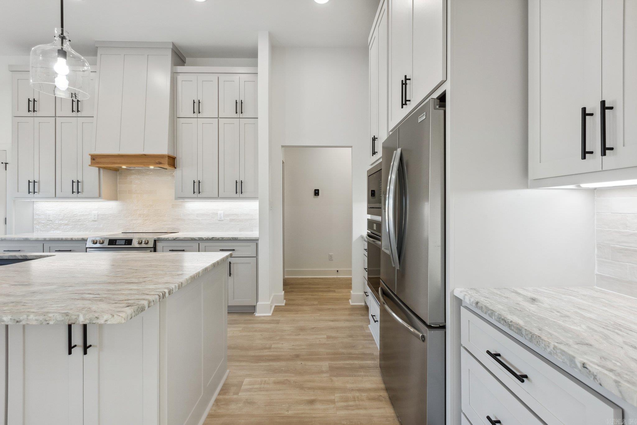 1165 Duke Drive Bauxite, AR 72011