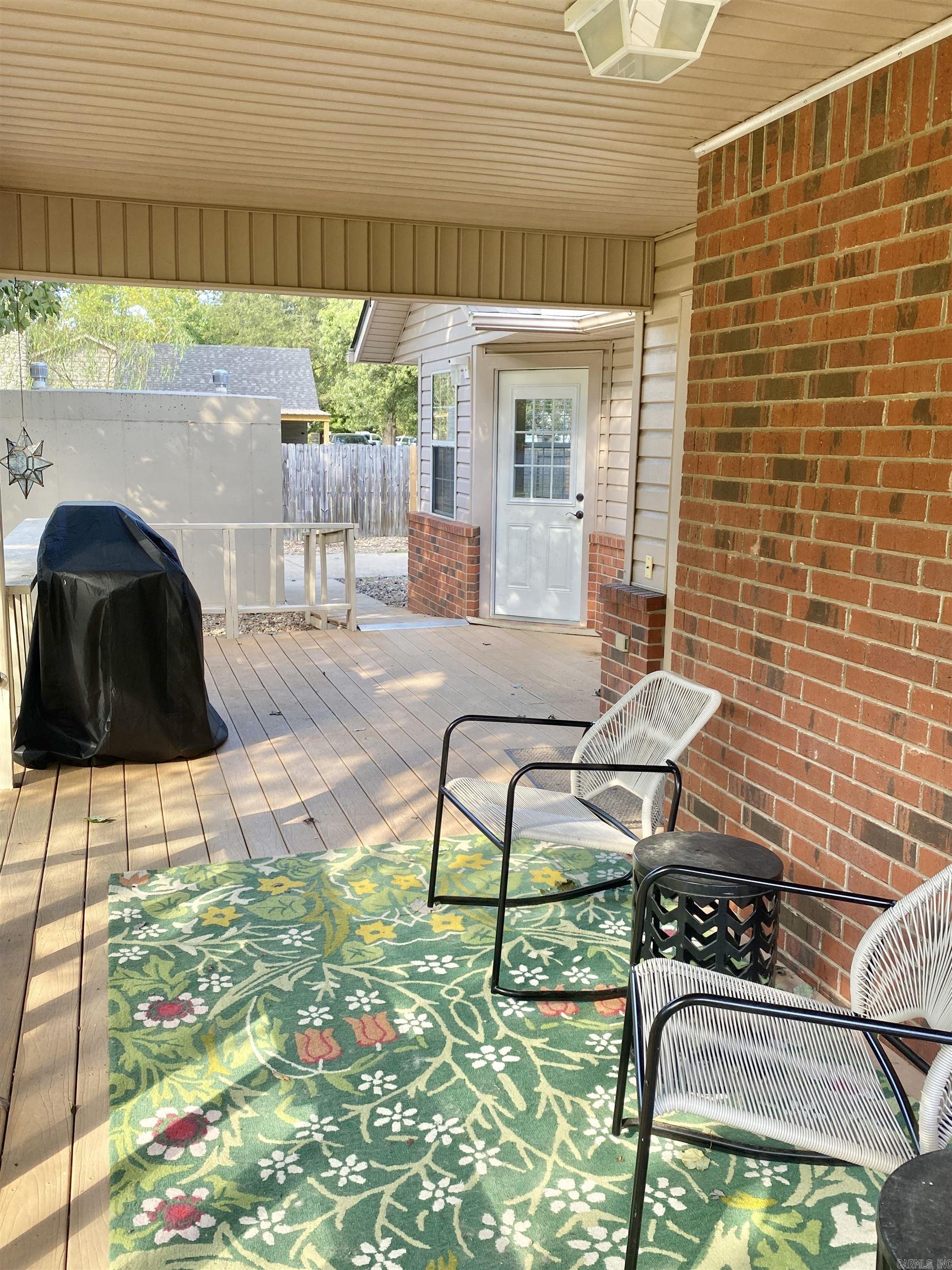 25 Darrell Street — photo 2