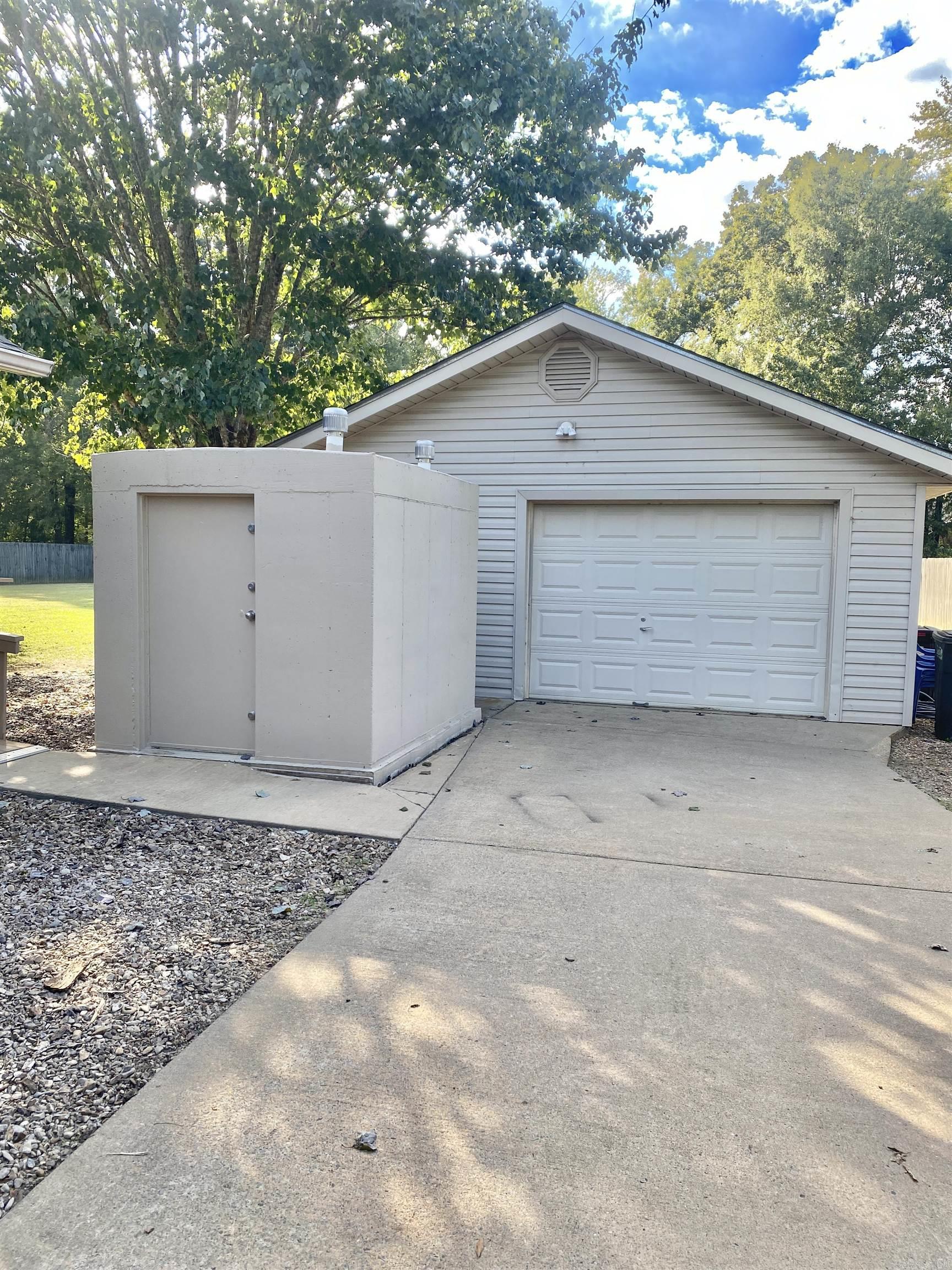 25 Darrell Street — photo 3