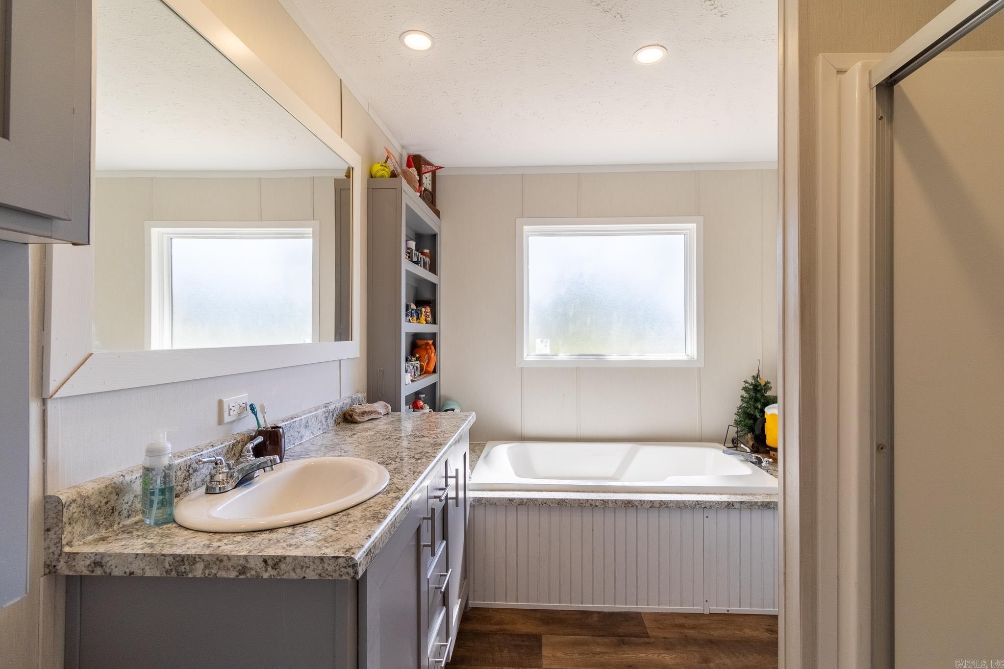 390 County Road 3222  Clarksville, AR