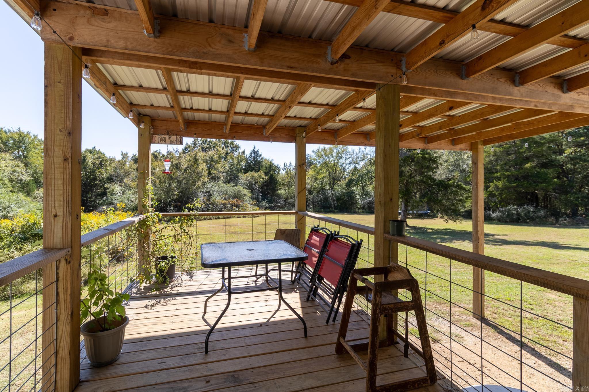 390 County Road 3222  Clarksville, AR