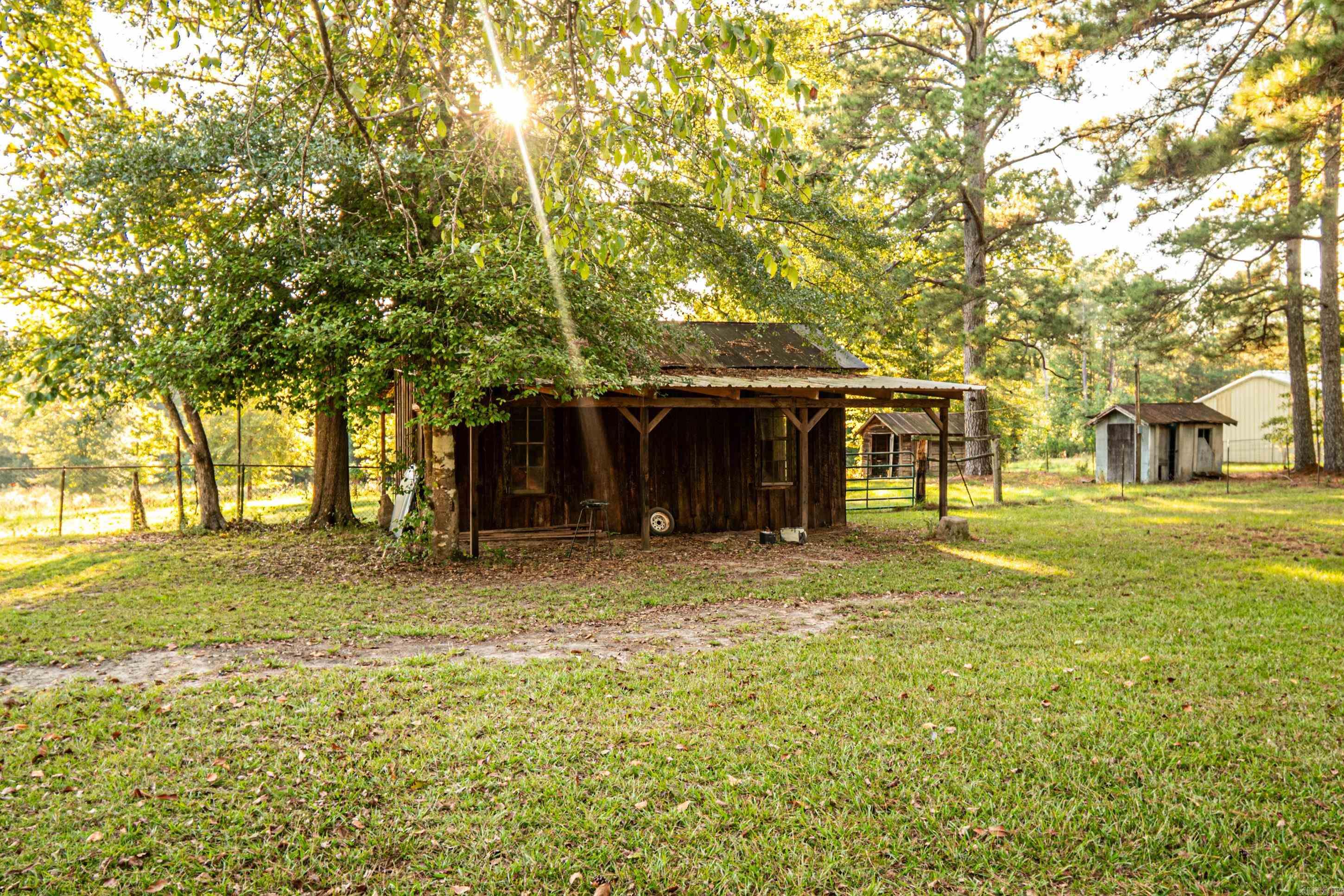 2710 Crain City Rd El Dorado, AR 71730