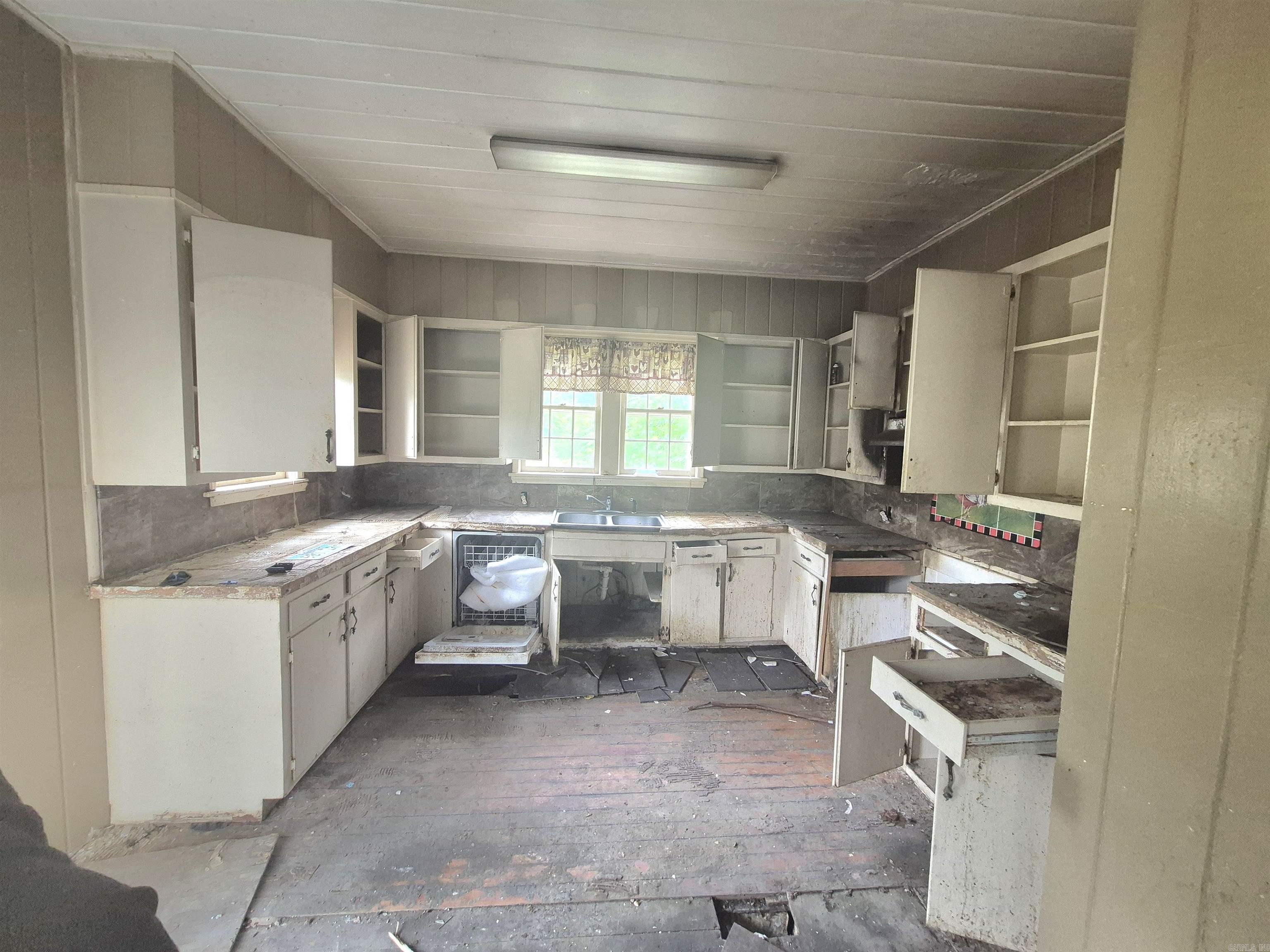 1707 S oak  Pine Bluff, AR