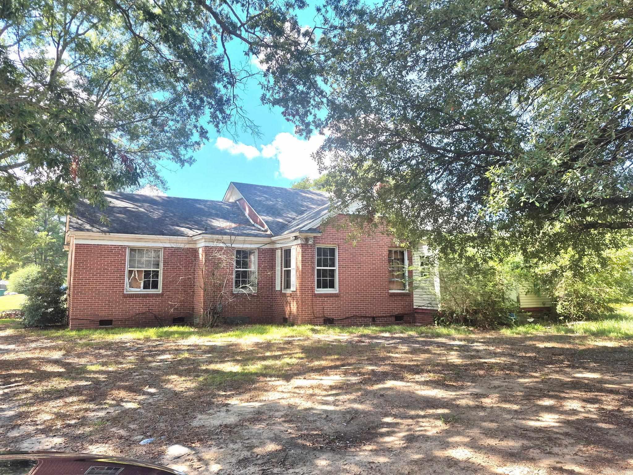 1707 S oak  Pine Bluff, AR