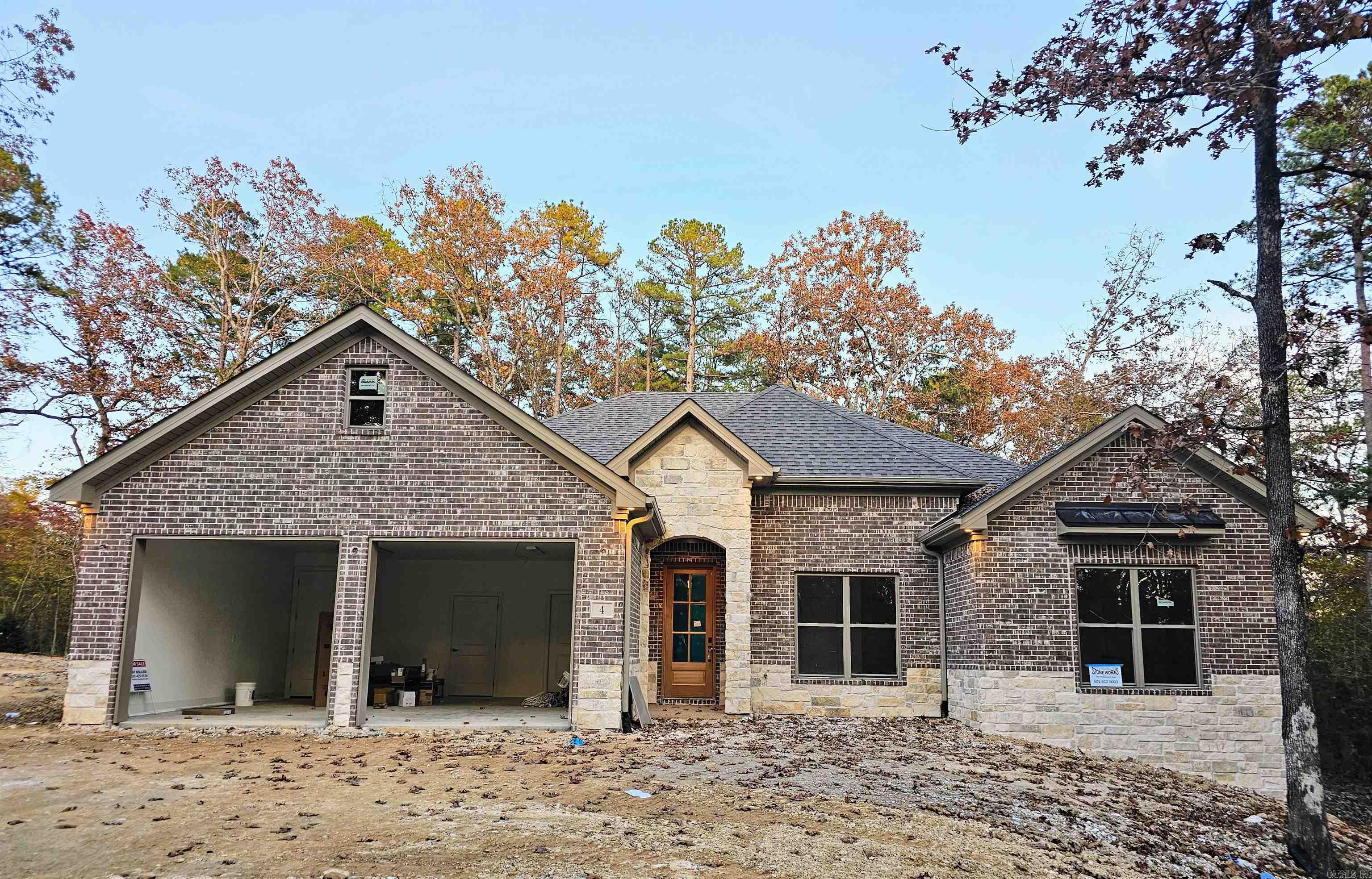 4 Acambaro Place Hot Springs Village, AR 71909