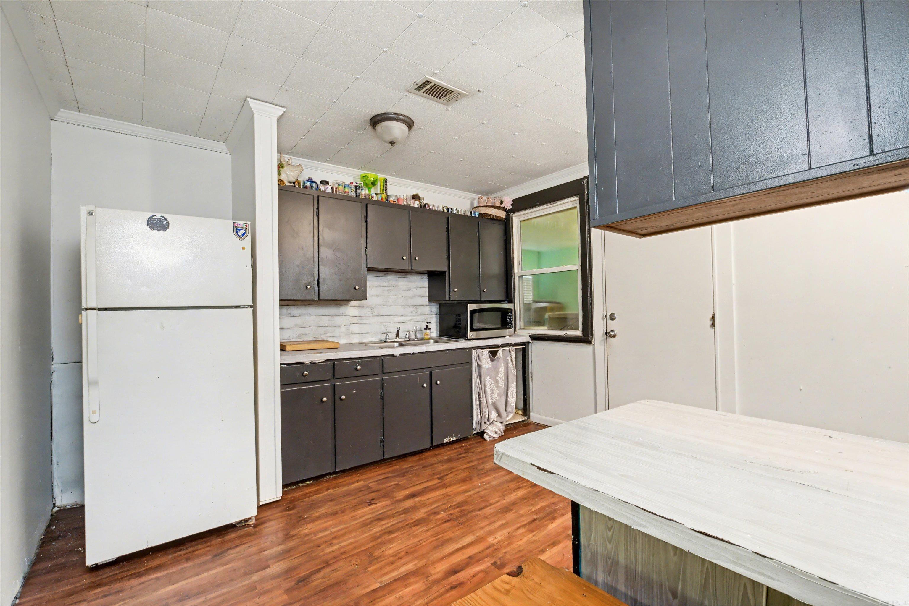 10200 Dollarway  White Hall, AR