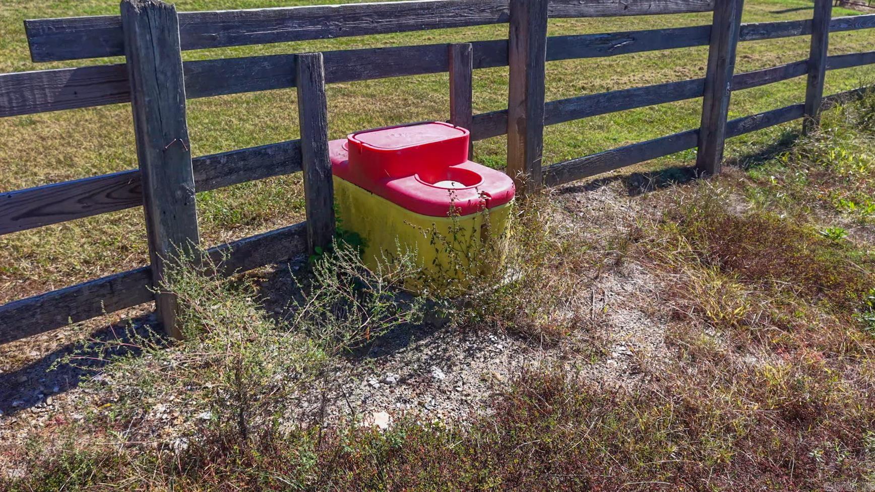 360 AR-27  Story, AR