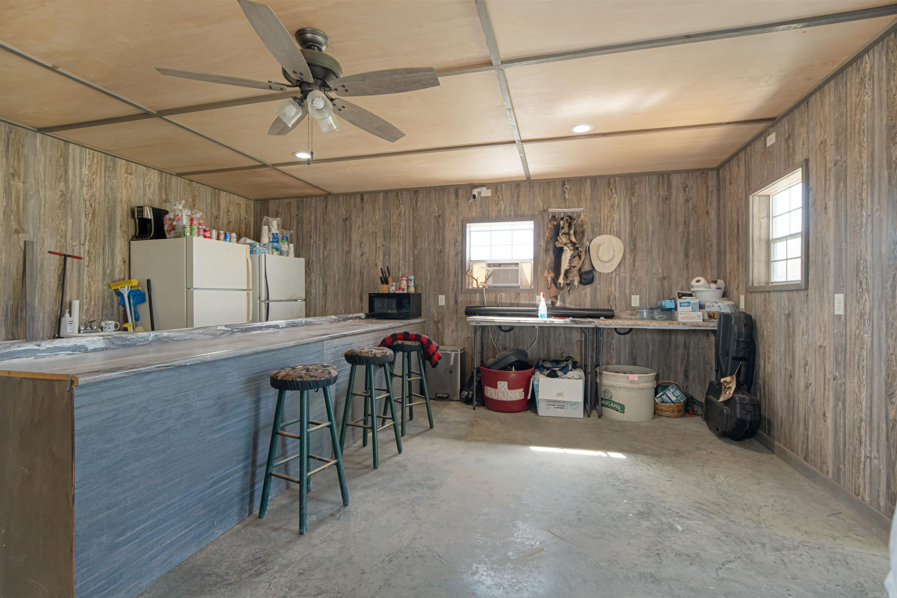 360 AR-27  Story, AR