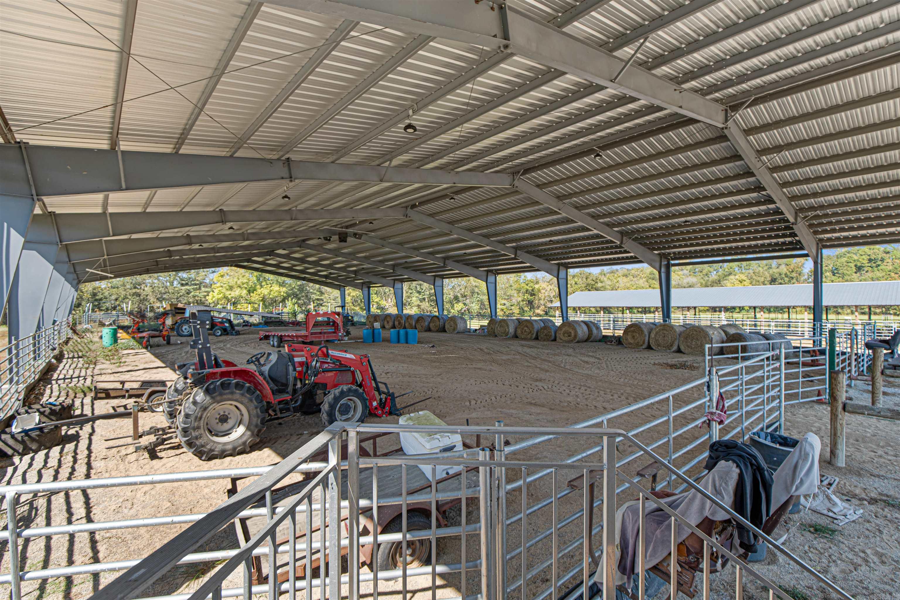 360 AR-27  Story, AR