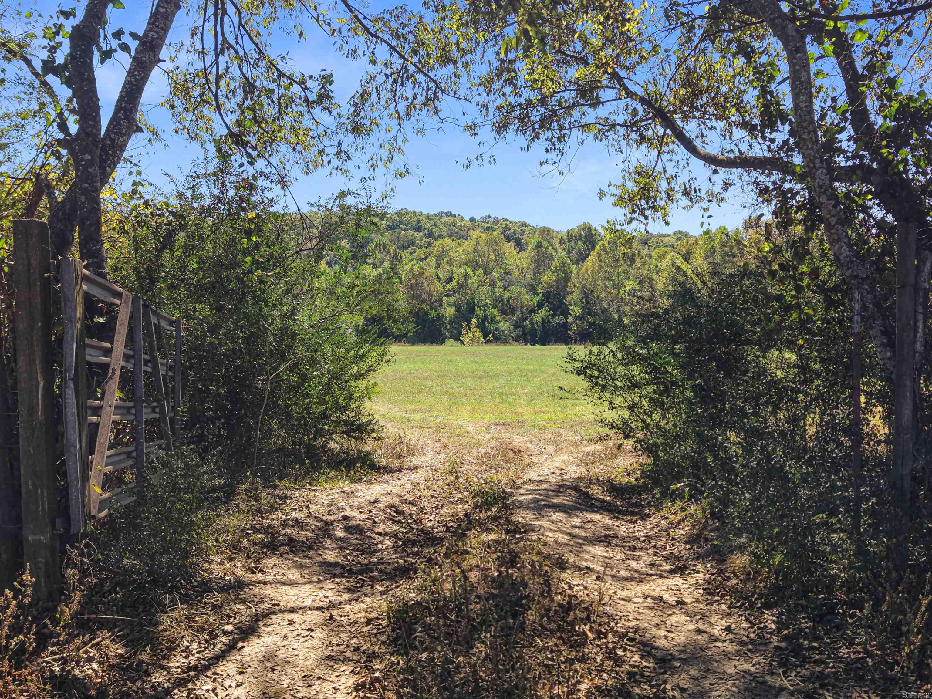 360 AR-27  Story, AR