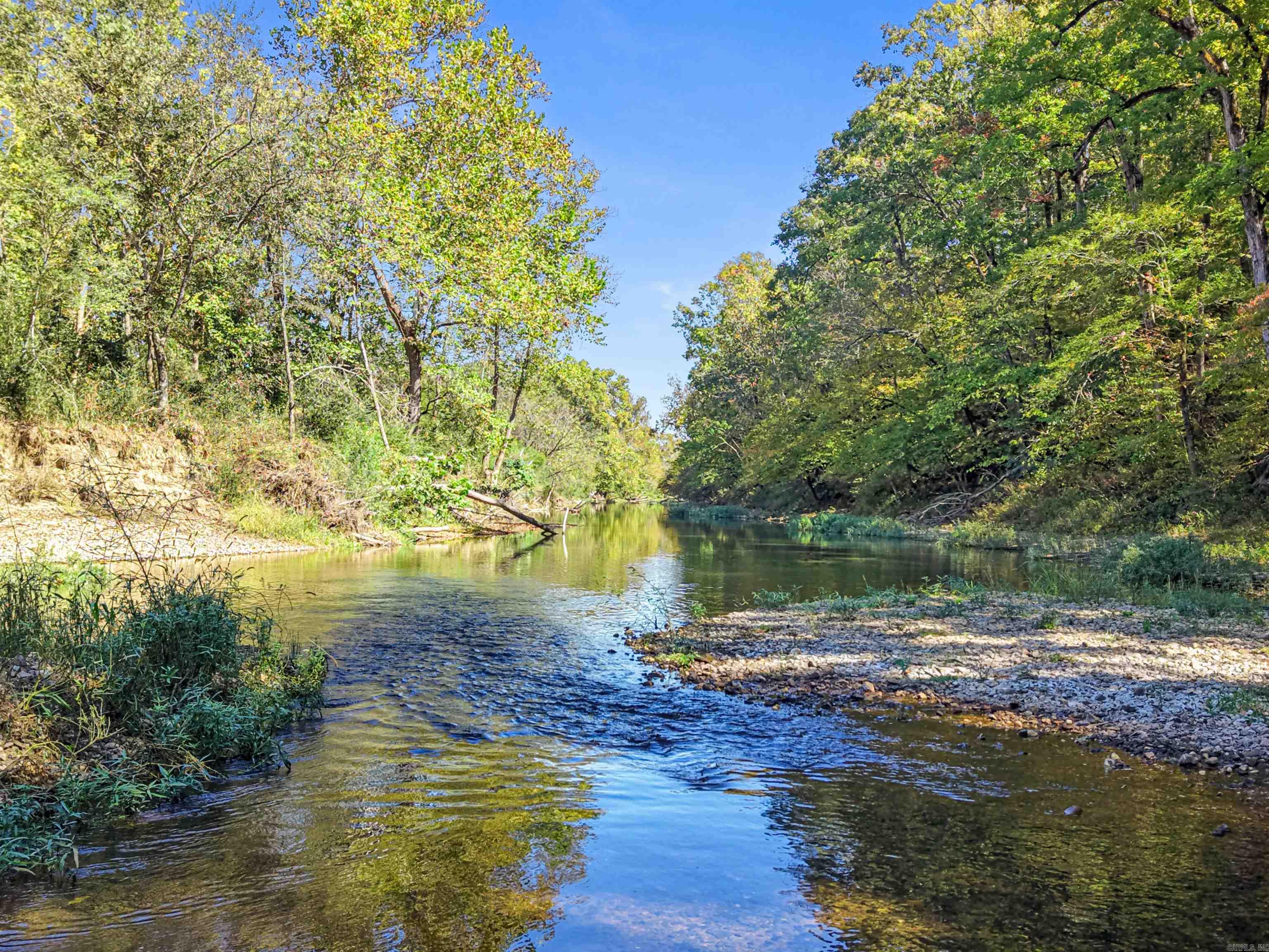 360 AR-27  Story, AR