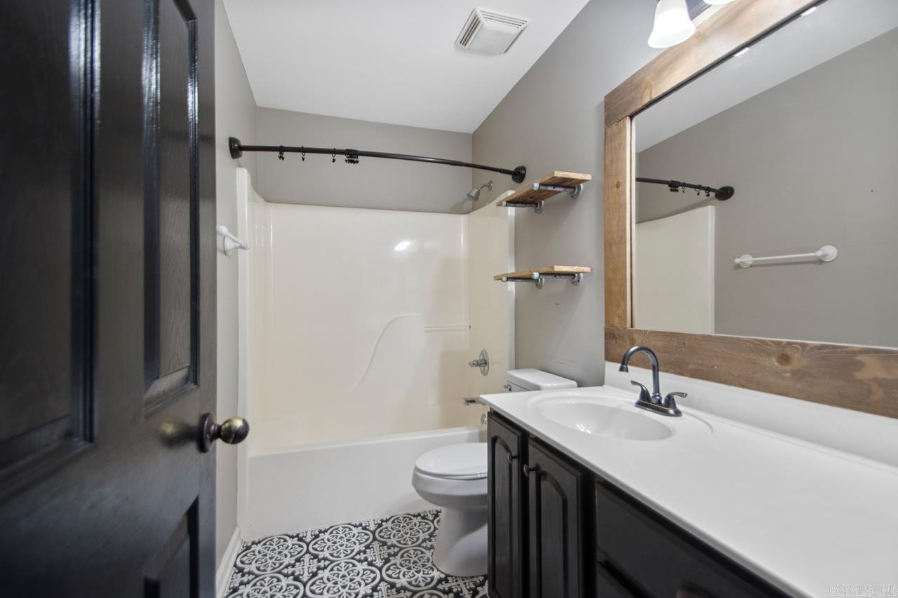 3712 Hazelwood Drive Benton, AR 72015