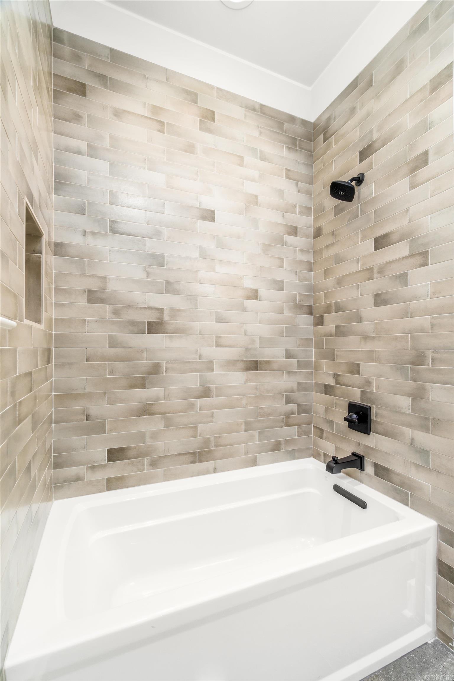 8 Acambaro Place Hot Springs Village, AR 71909