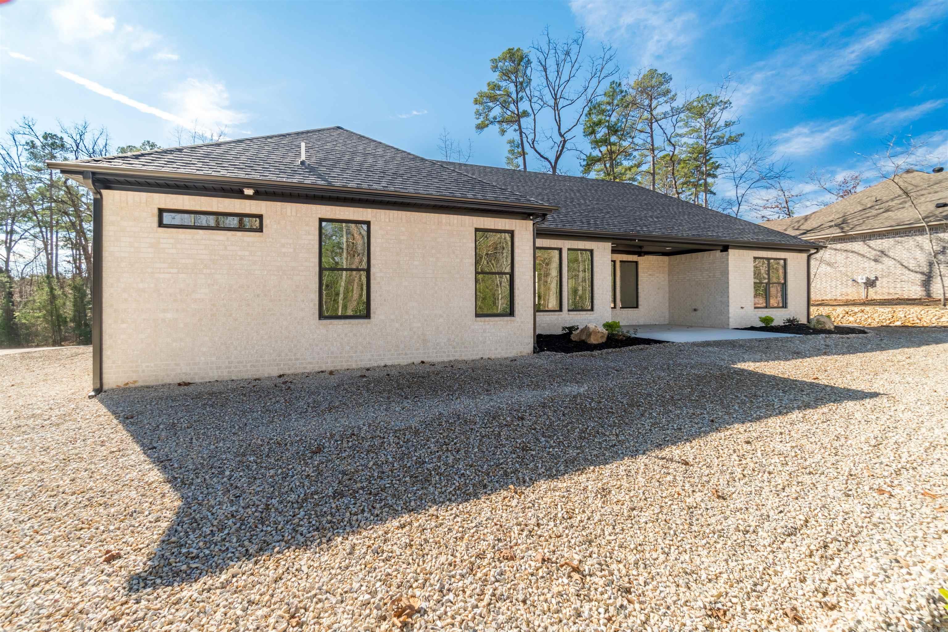 8 Acambaro Place Hot Springs Village, AR 71909